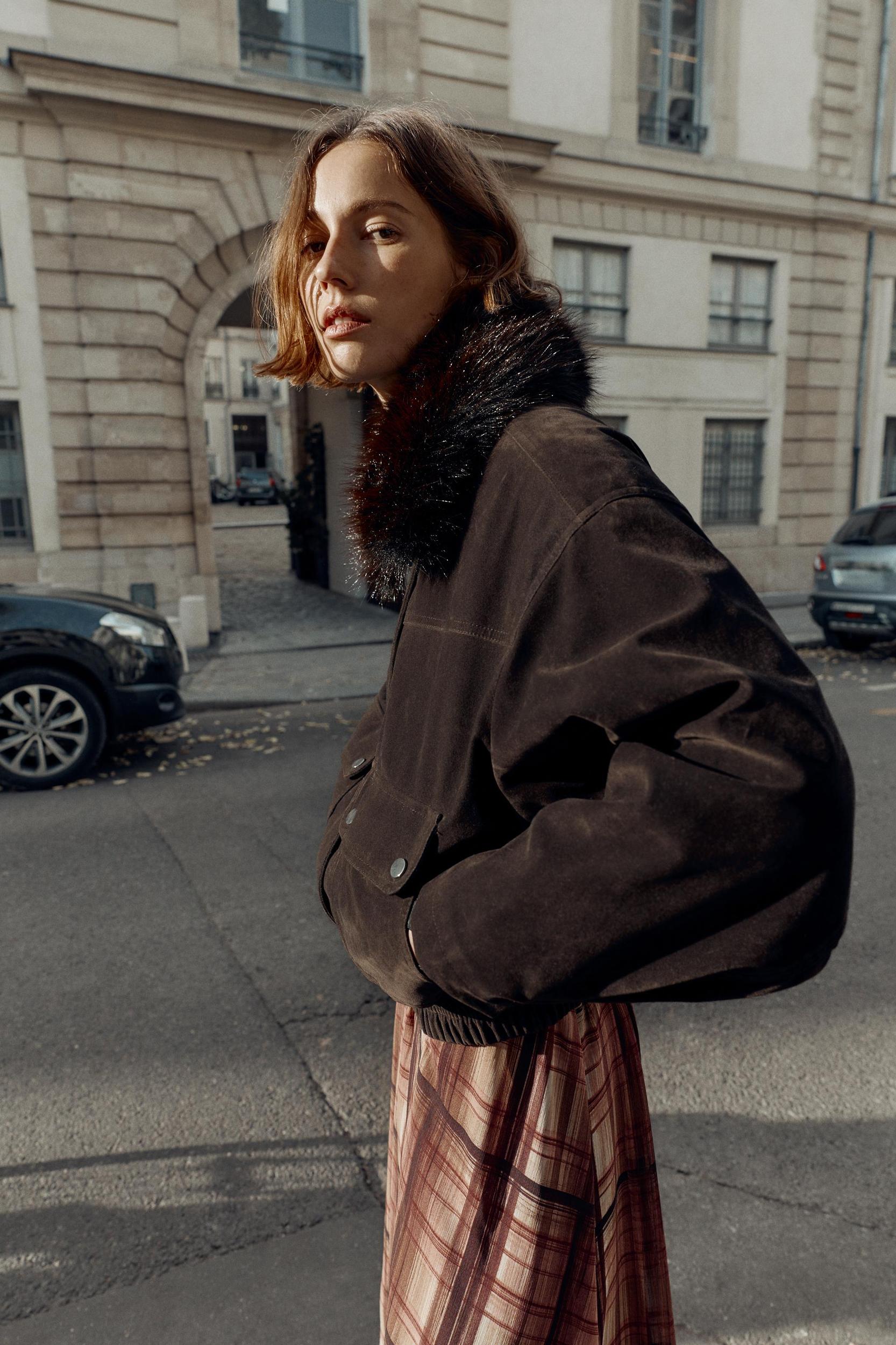 SHORT WOOL COAT WITH HIGH NECK Product Image