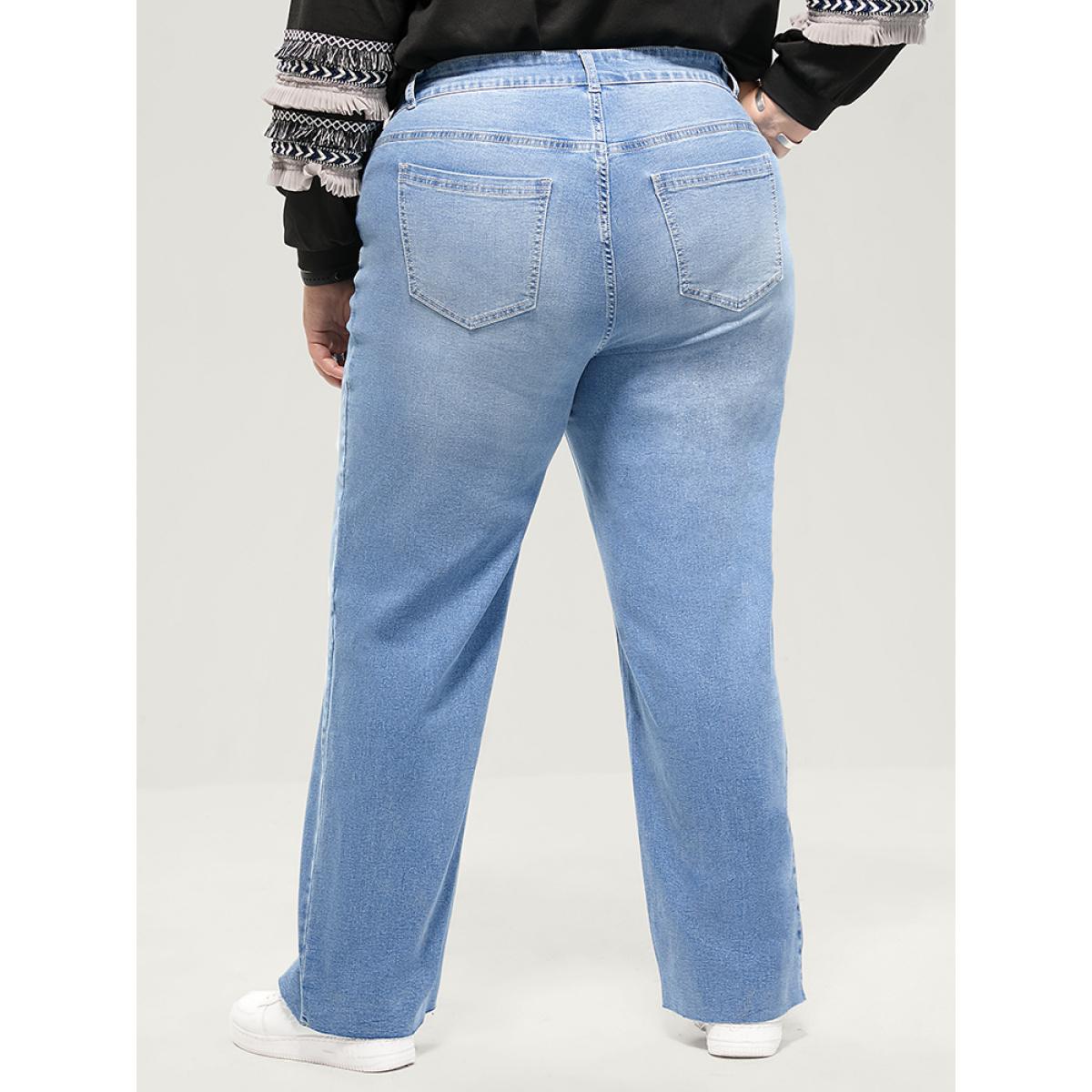 Plus Size Boyfriend Wide Leg Slightly Stretchy High Rise Light Wash Jeans Women LightBlue Casual Plain Low stretch Pocket Jeans BloomChic 30/6X Product Image