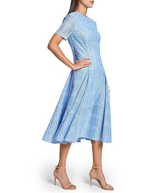 MISOOK Woven Lace Crew Neck Short Sleeve Fit-And-Flare Midi Dress Product Image