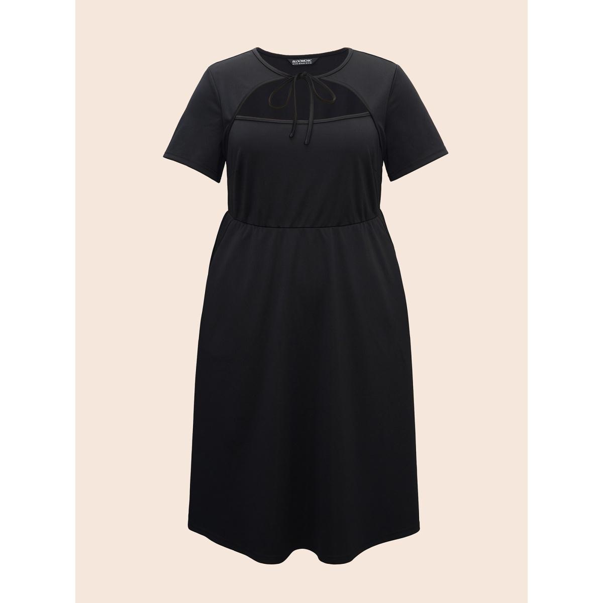 Plus Size Plain Cut Out Tie Knot Dress Black Women Casual Tie knot Round Neck Short sleeve Curvy BloomChic 18-20/2X Product Image