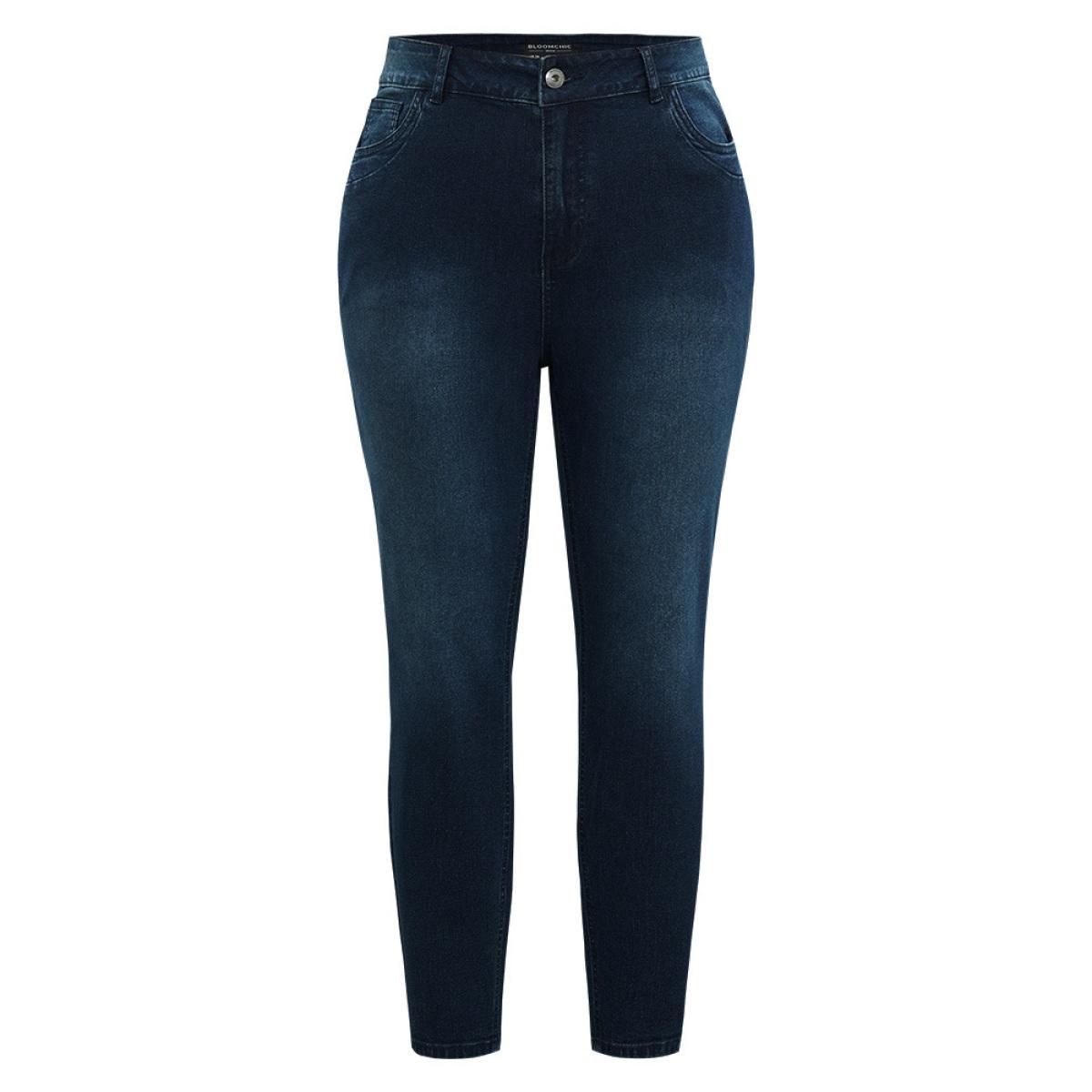 Plus Size Pleated Detail Pocket Skinny Dark Wash Jeans Women Indigo Casual Plain Plain High stretch Pocket Jeans BloomChic 26/4X Product Image