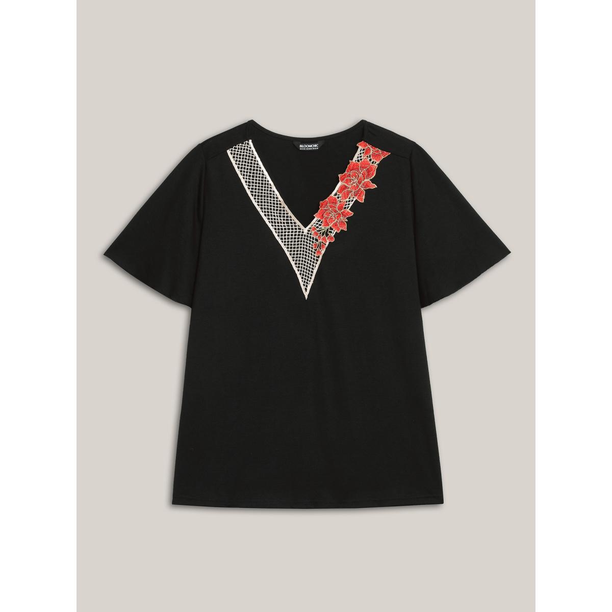 Plus Size Lace Floral Flutter Plain T-Shirt Black Women Casual Woven ribbon&lace trim V-neck Everyday T-shirts BloomChic 26/4X Product Image