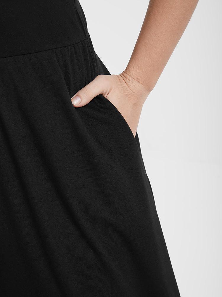 Solid Ruffles Contrast Lace Pocket Jumpsuit Female Product Image