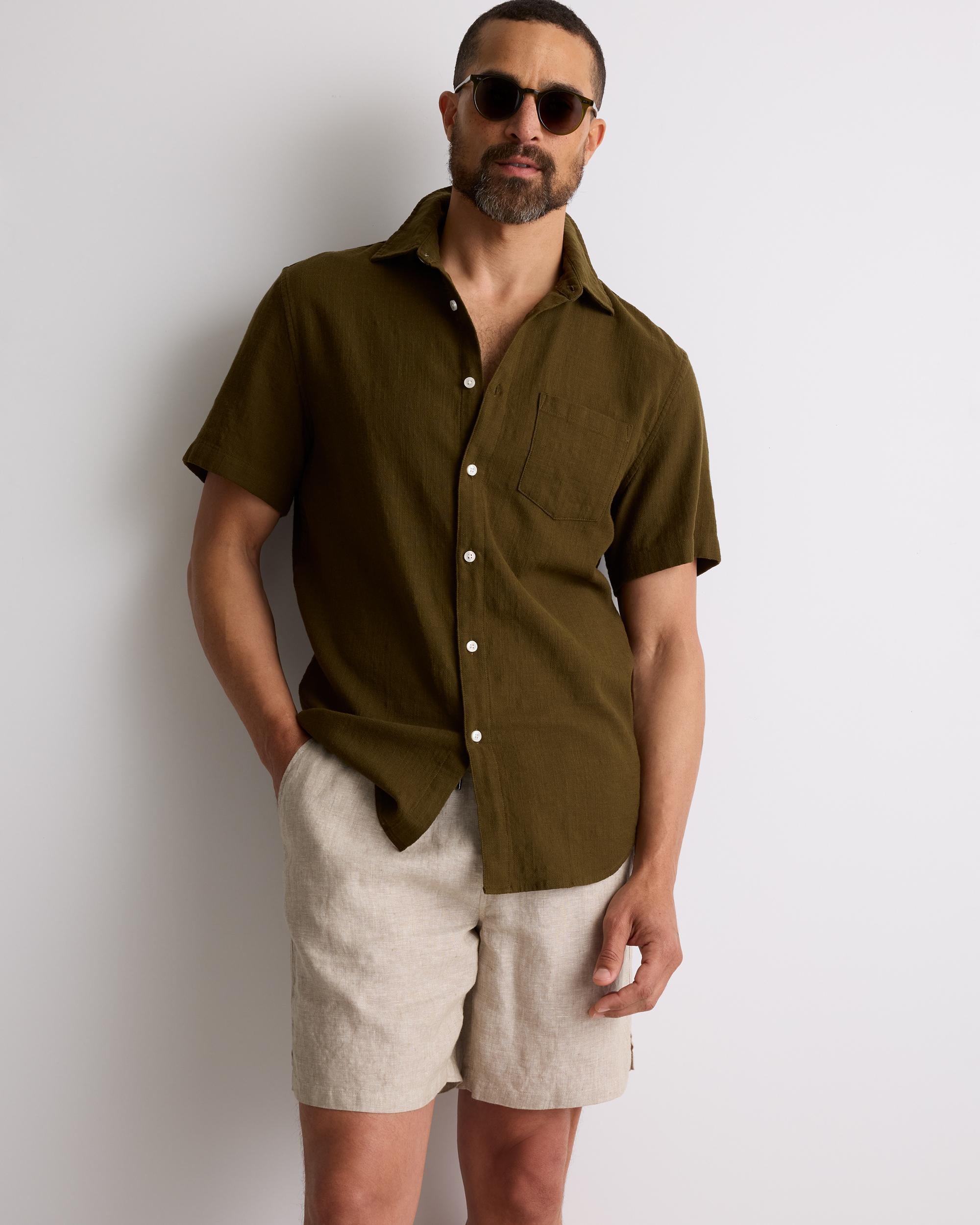 Quince | Men's 100% European Linen Drawstring Beach Shorts 7" Product Image