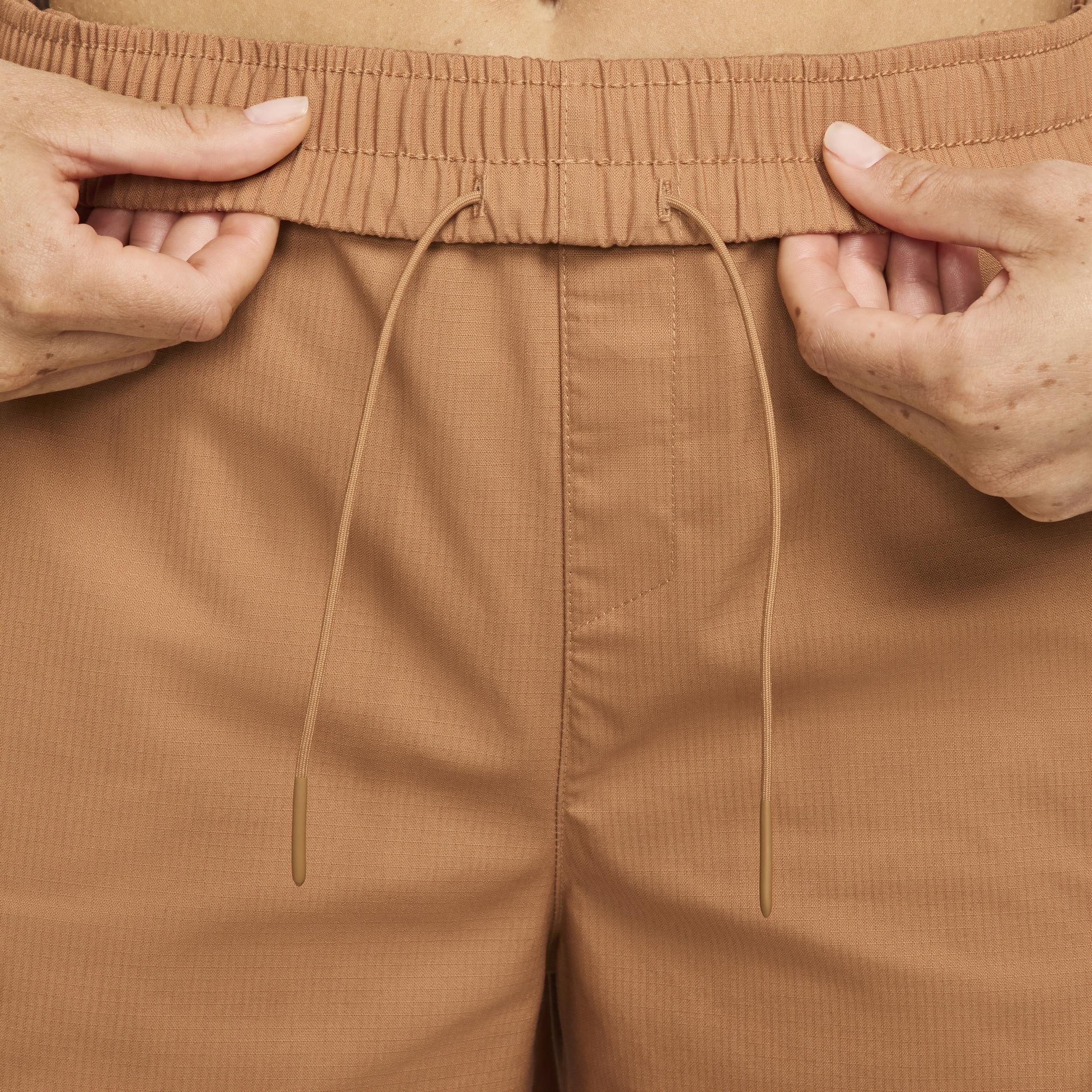 Women's Nike Sportswear Everything Wovens Mid-Rise Cargo Pants Product Image