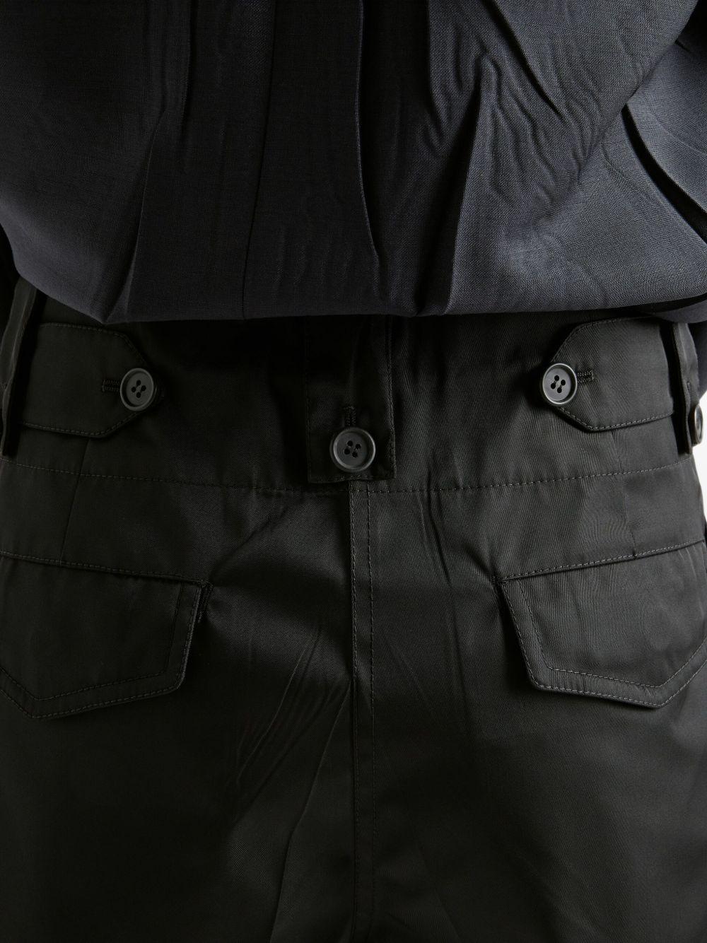 high-waisted tailored shorts Product Image
