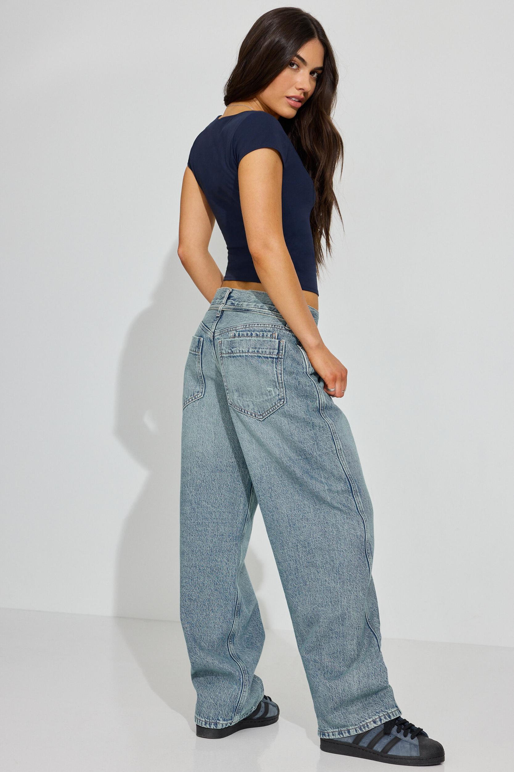 Low Rise Baggy Jeans Product Image
