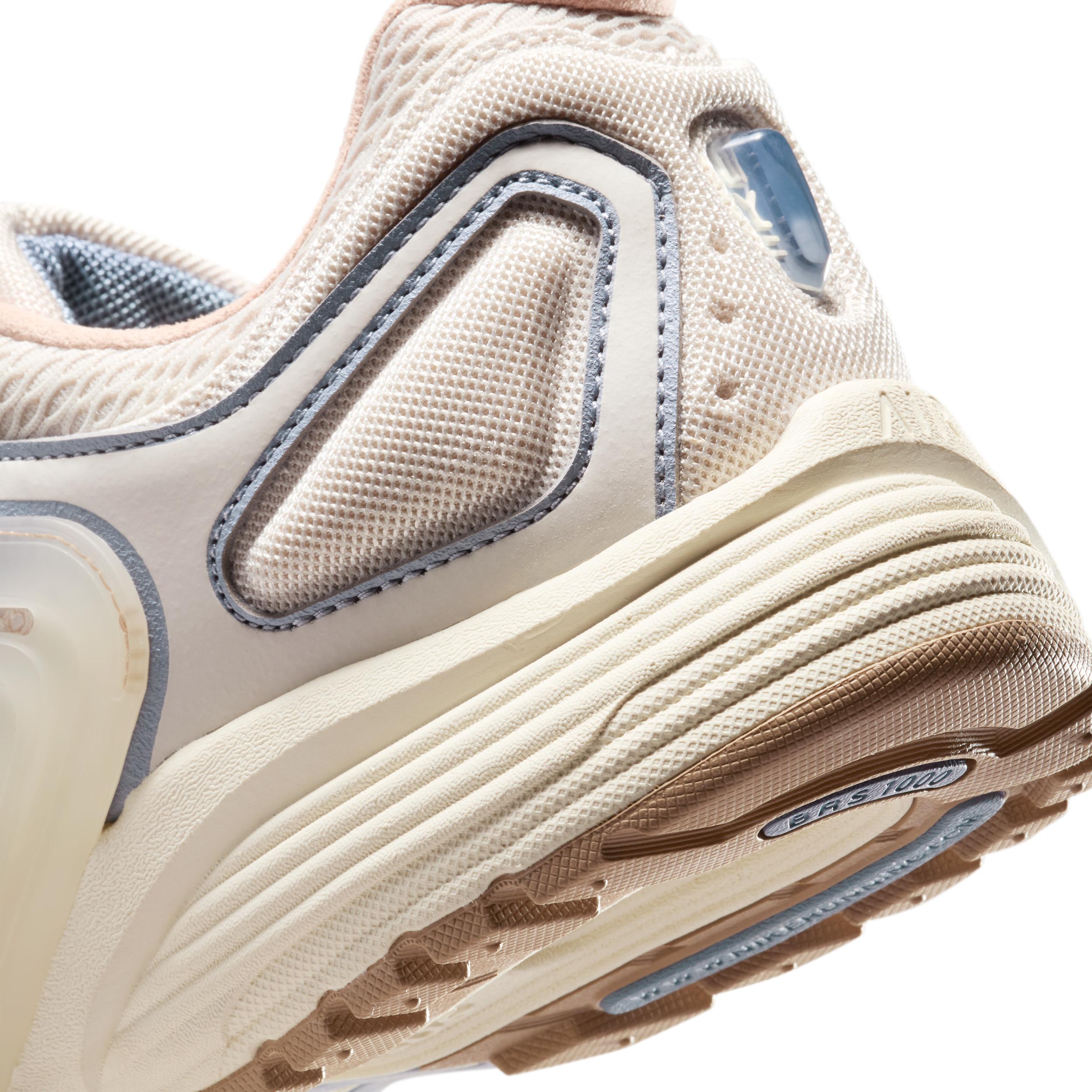 Nike Mens Air Pegasus Wave Premium Shoes | IB2994-104 Product Image