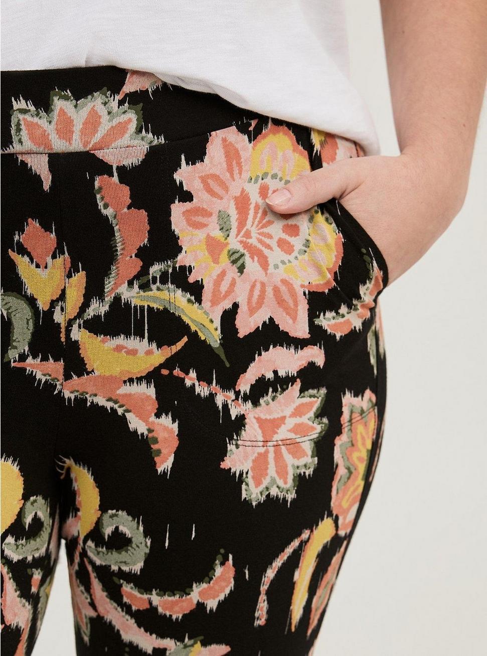 Full-Length Flare Legging Product Image