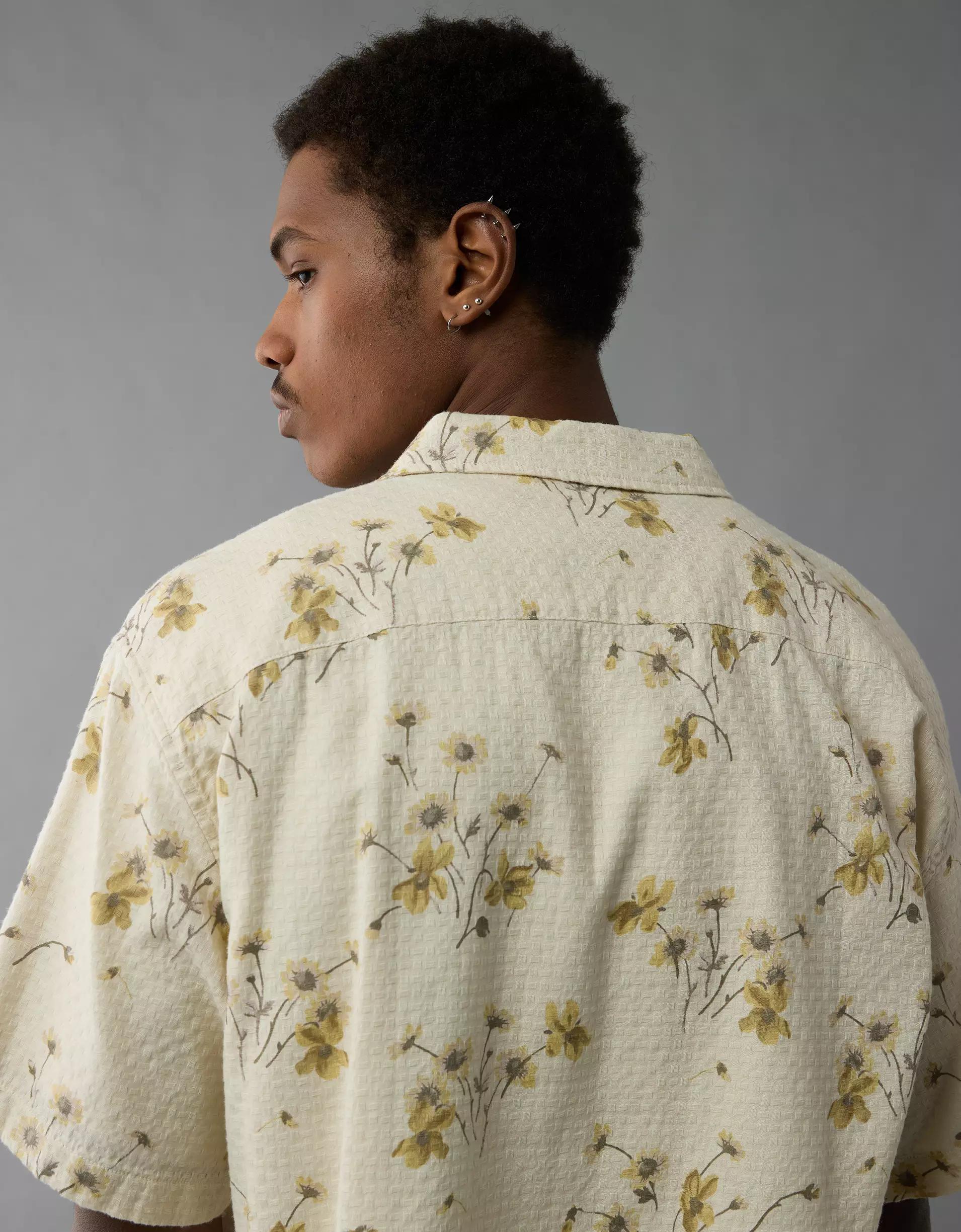 AE Poolside Floral Button-Up Shirt Product Image