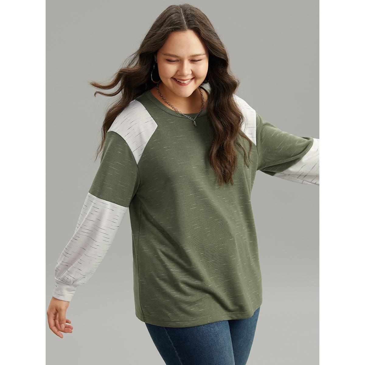 Plus Size Colorblock Patchwork Raglan Sleeve Sweatshirt Women ArmyGreen Casual Contrast Round Neck Everyday Sweatshirts BloomChic 28/5X Product Image