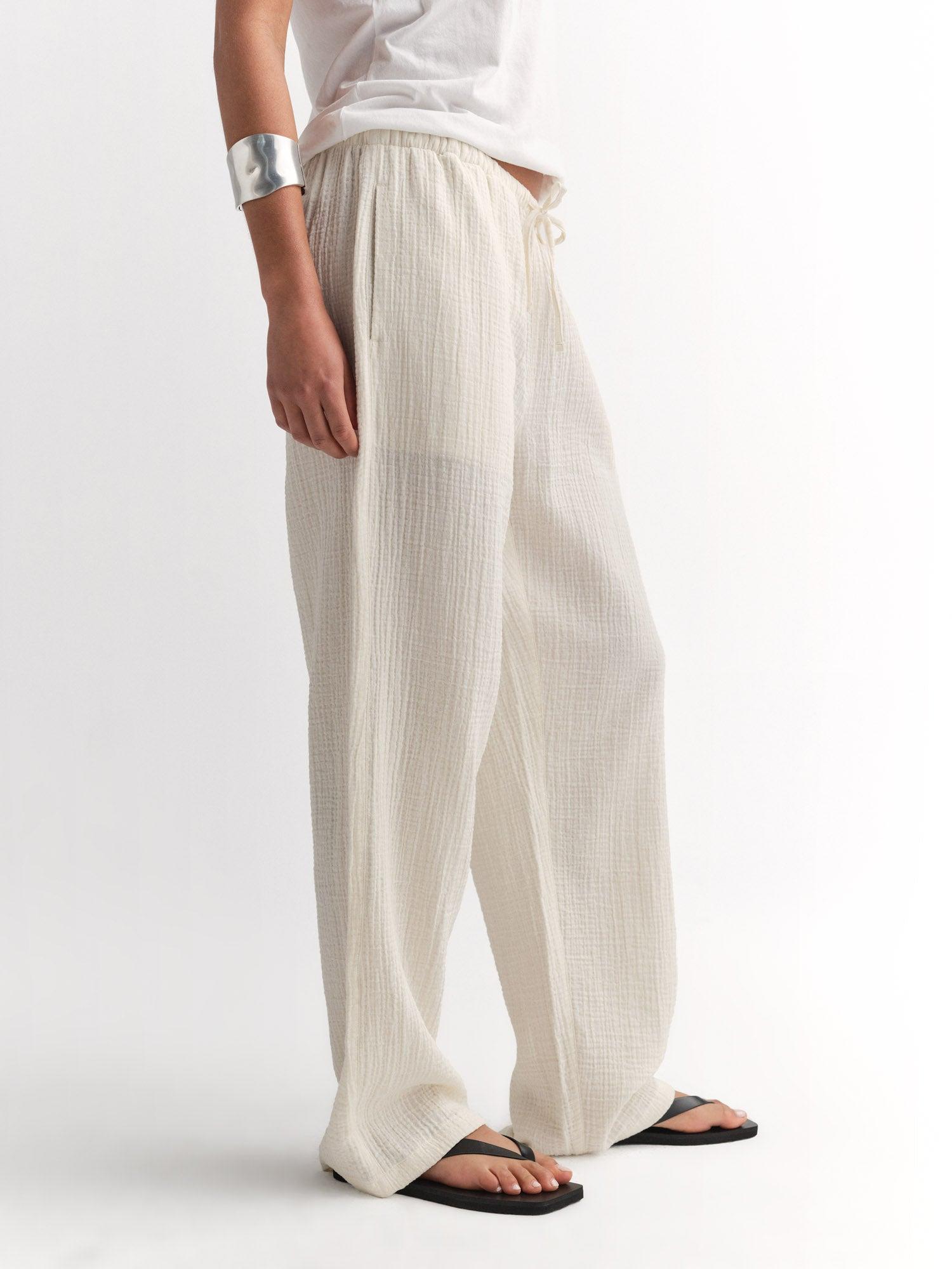 Organic Gauze Essential Pant Female Product Image