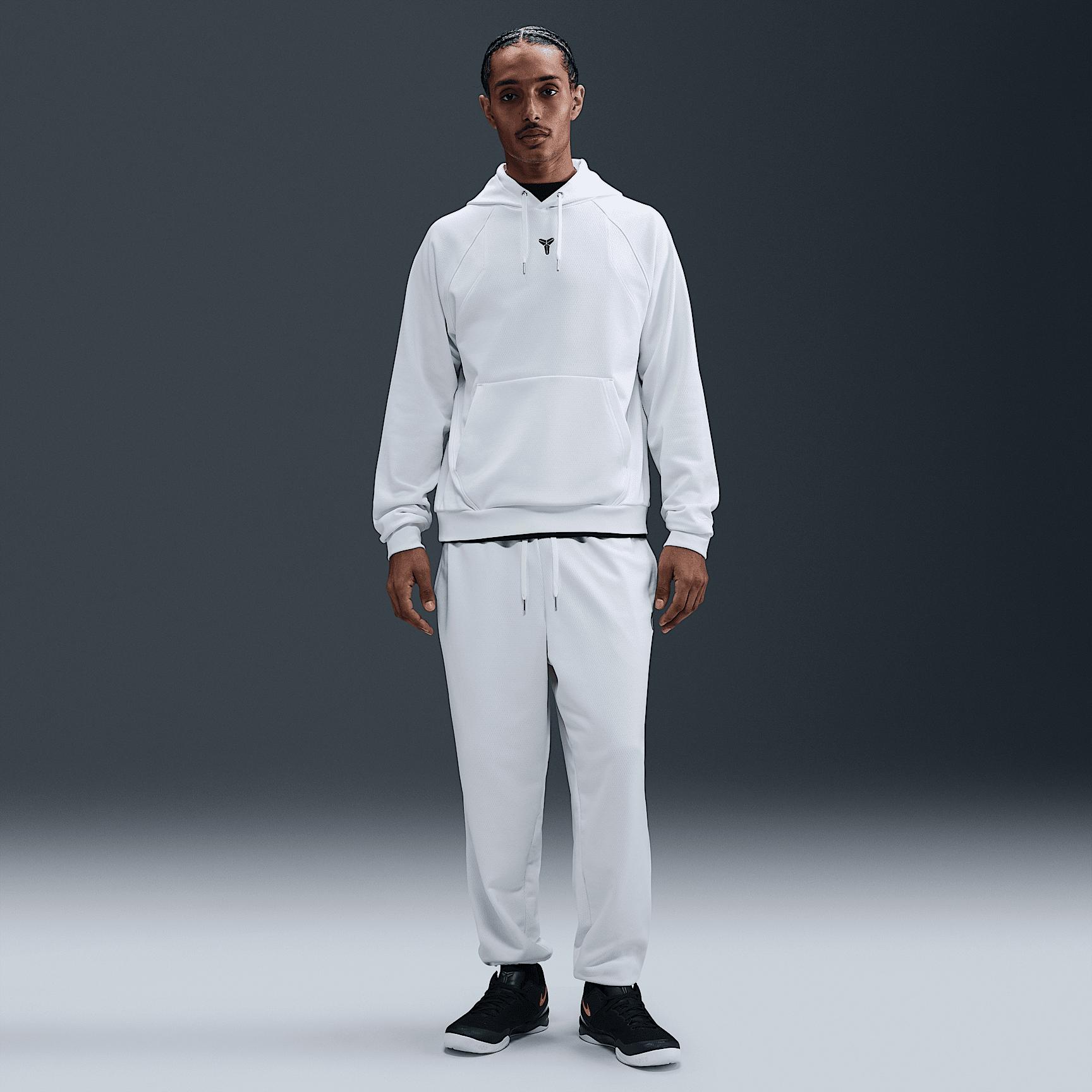 Kobe Therma-FIT Pullover Hoodie Product Image