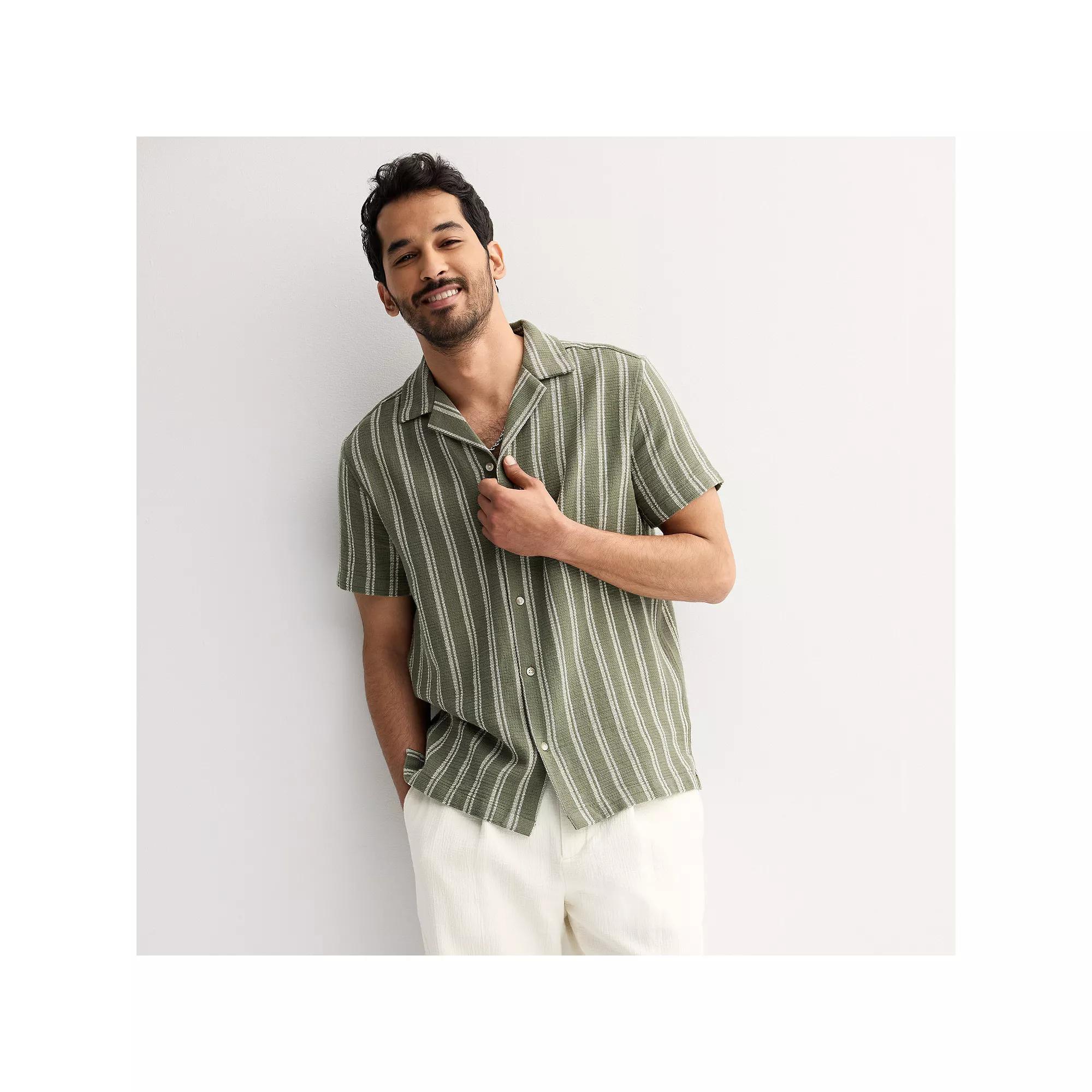 Men's Sonoma Goods For Life® Short Sleeve Vacation Shirt, Size: Small, Green Stripe Product Image