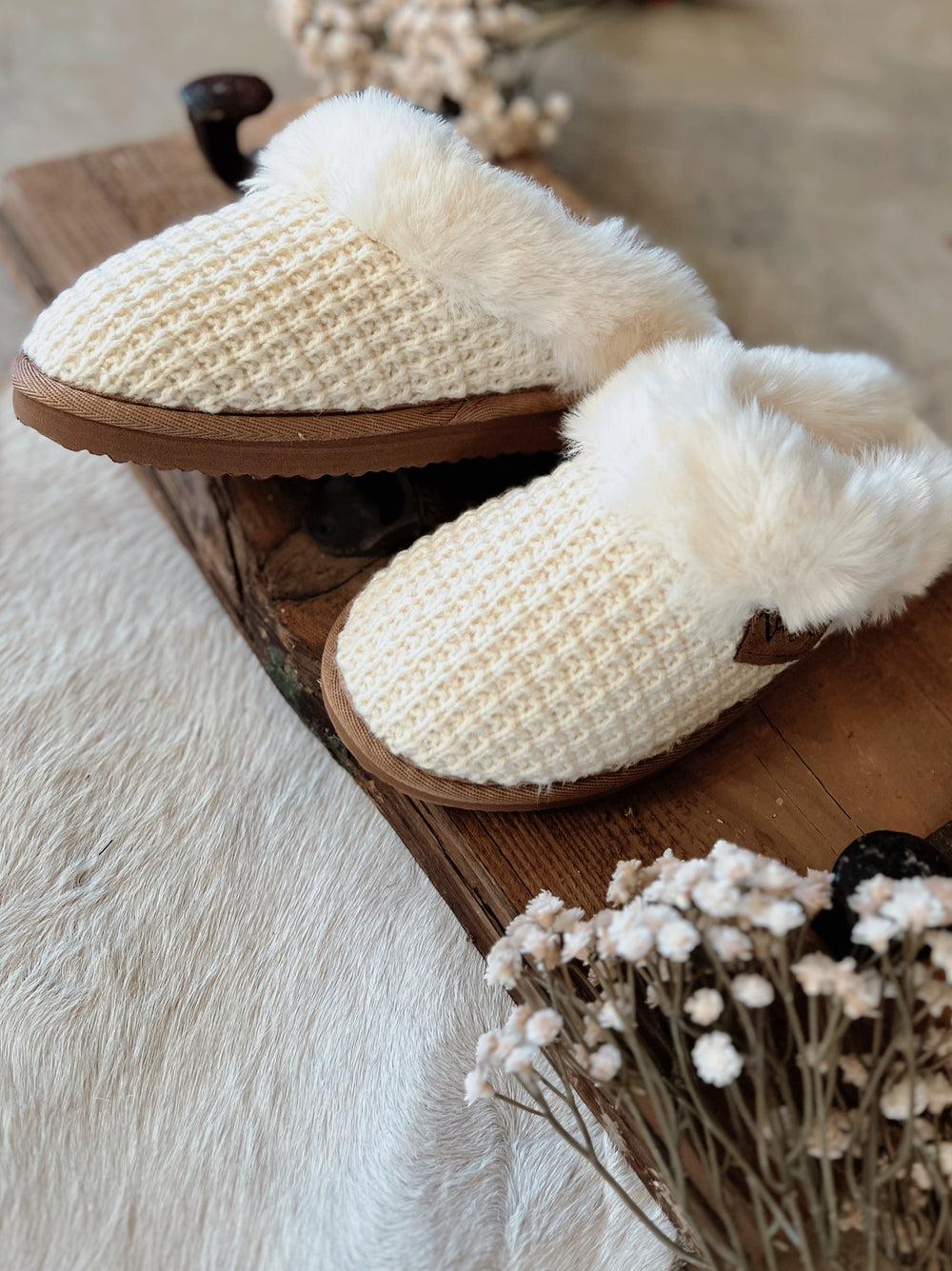 Very G Cream Sweater Knit Fuzzy Slippers* Product Image