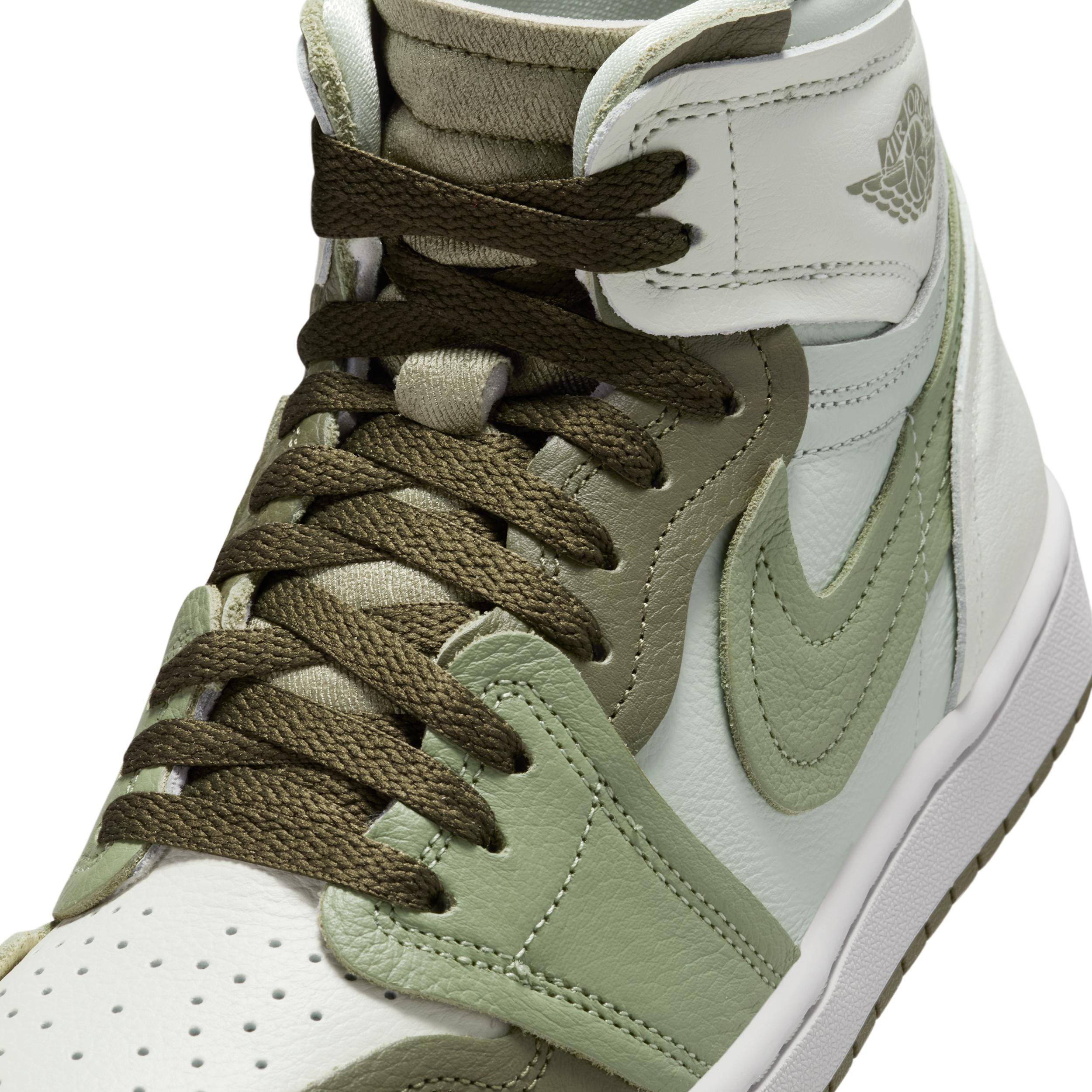 Women's Air Jordan 1 High Method of Make Shoes Product Image