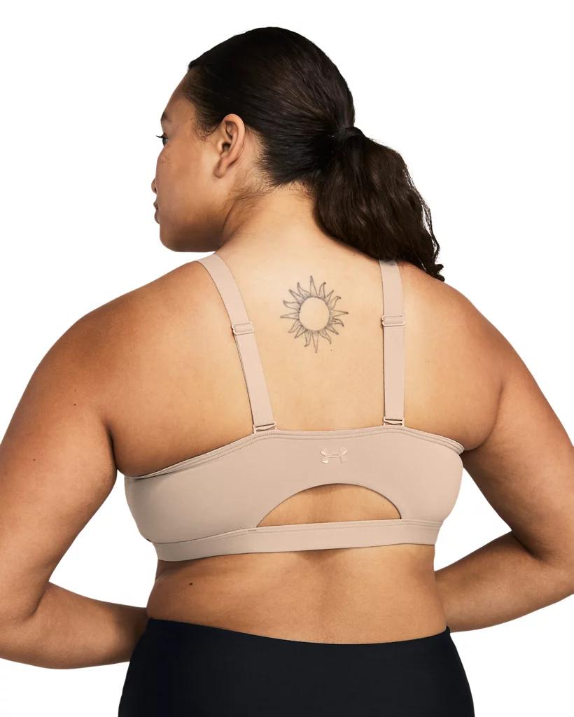 UA SmartForm Evolution Mid Product Image