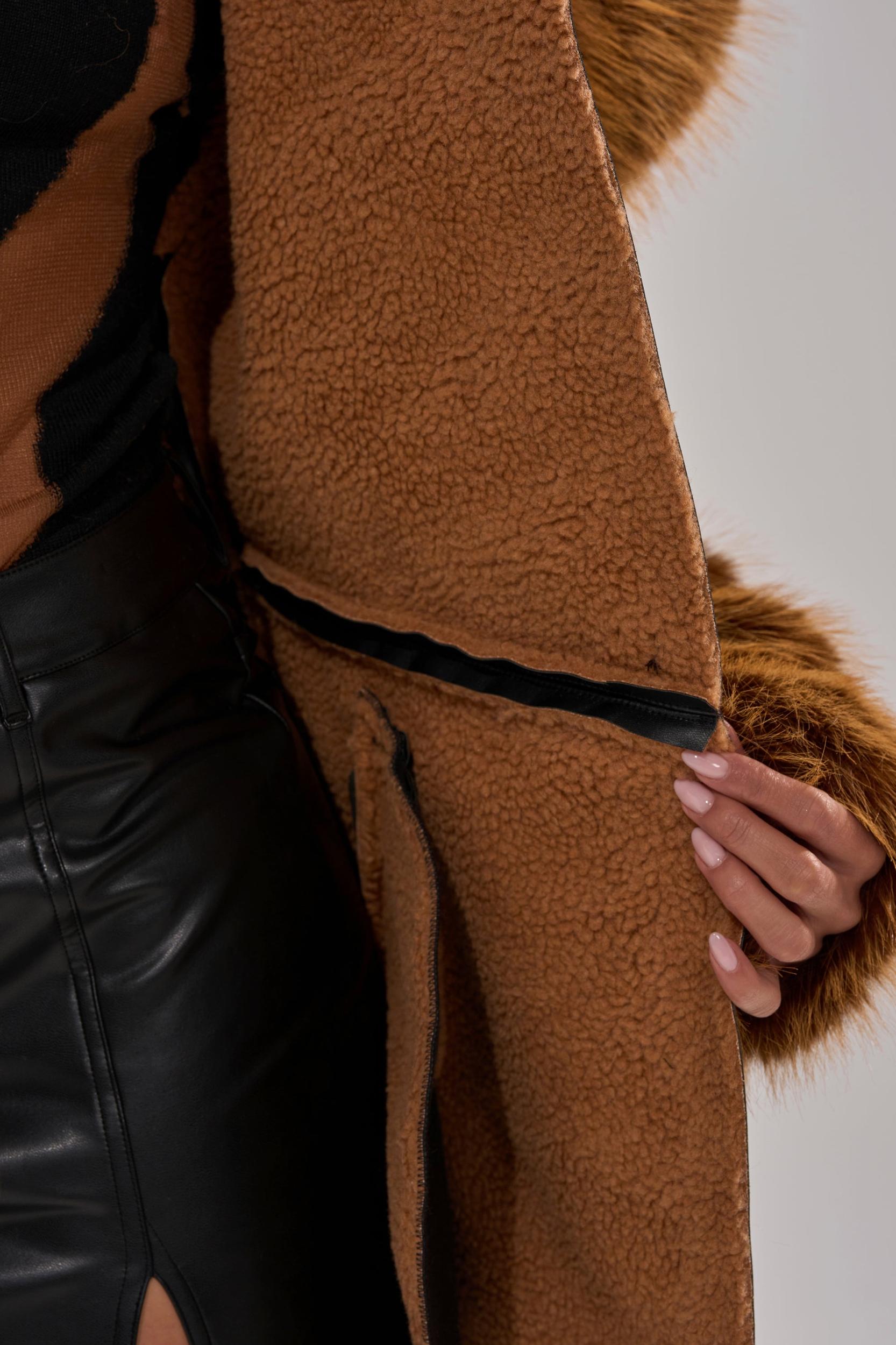 SIREN FUR TRIM TRENCH COAT Product Image
