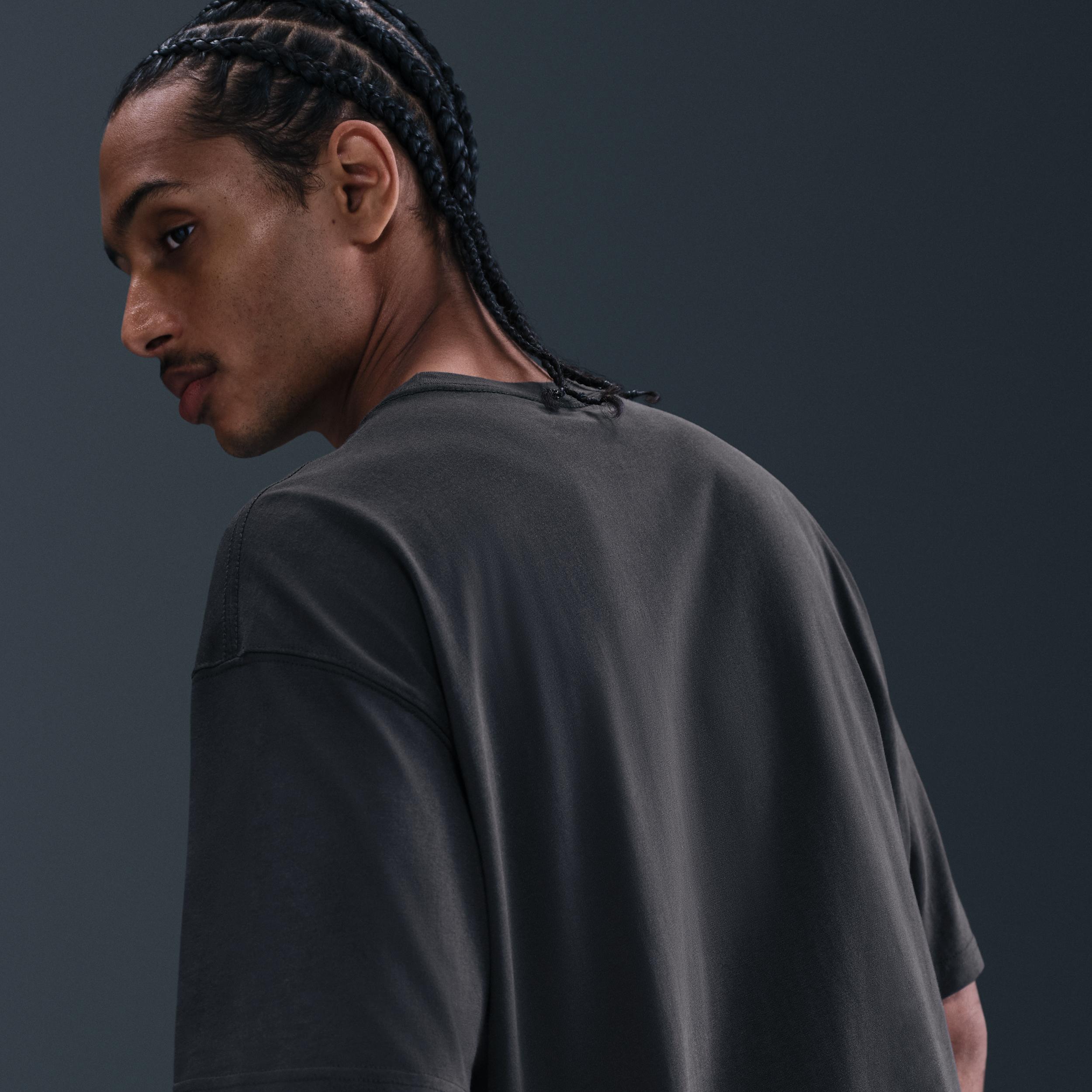 Mens Nike SB Max90 Skate T-Shirt | HV1304-045 Product Image