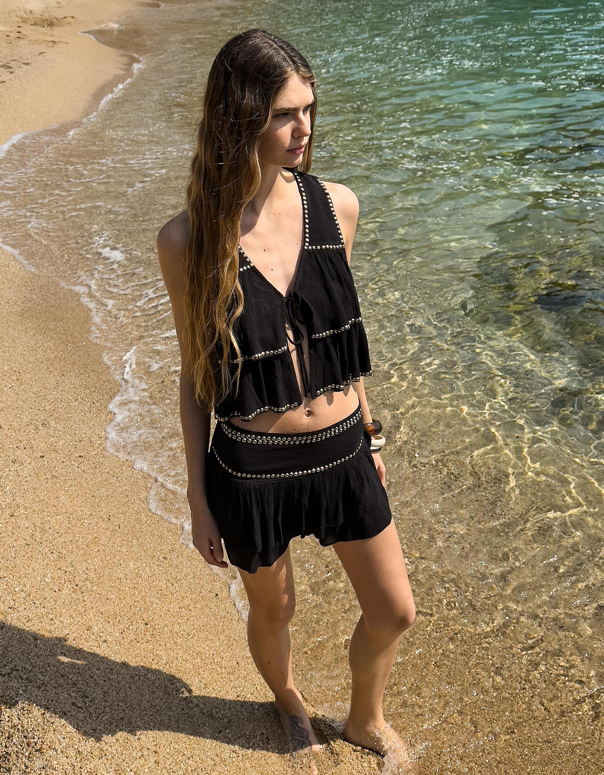 Studded vest with ruffles Product Image