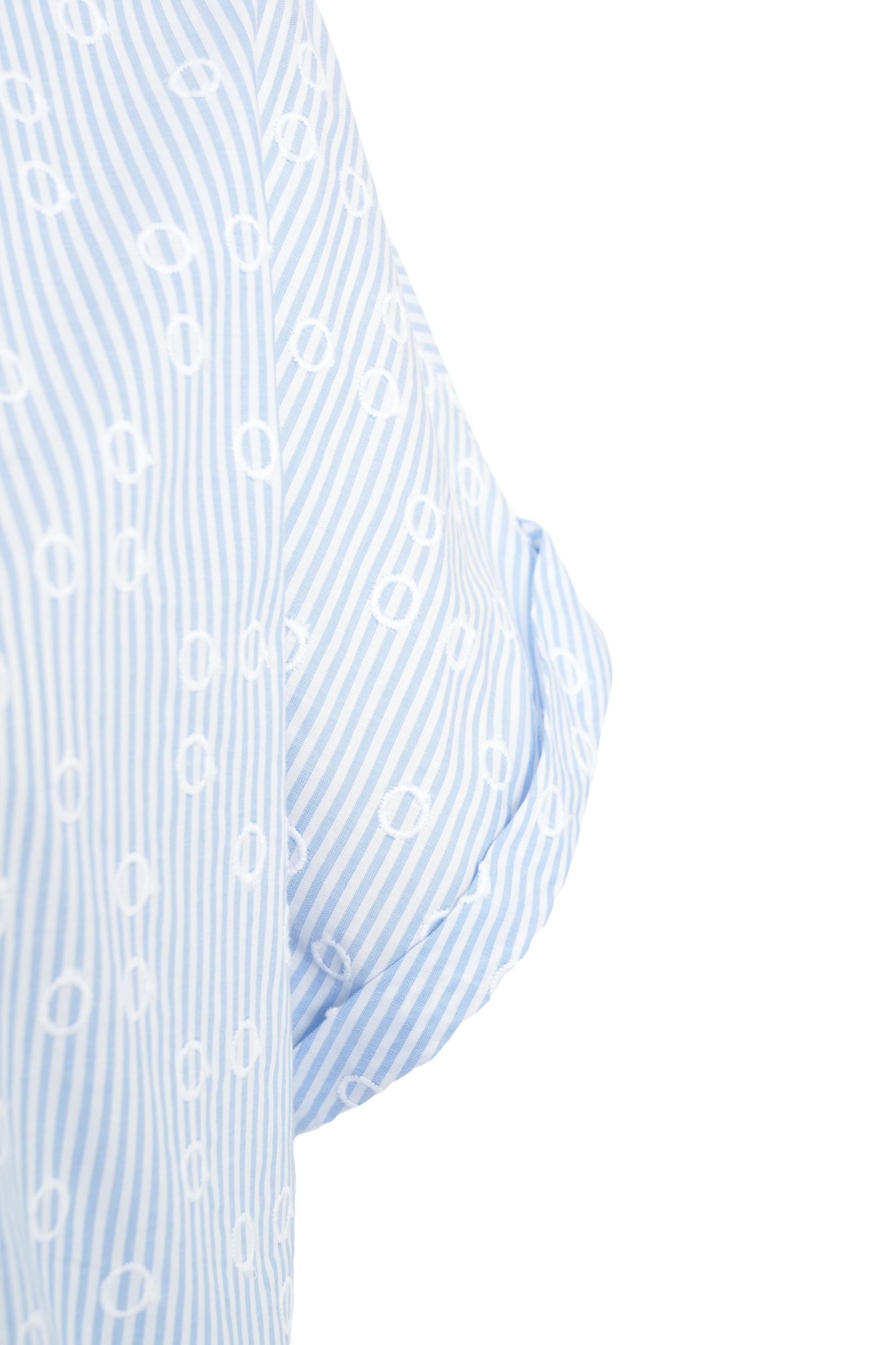 Blouse with embroidery Product Image