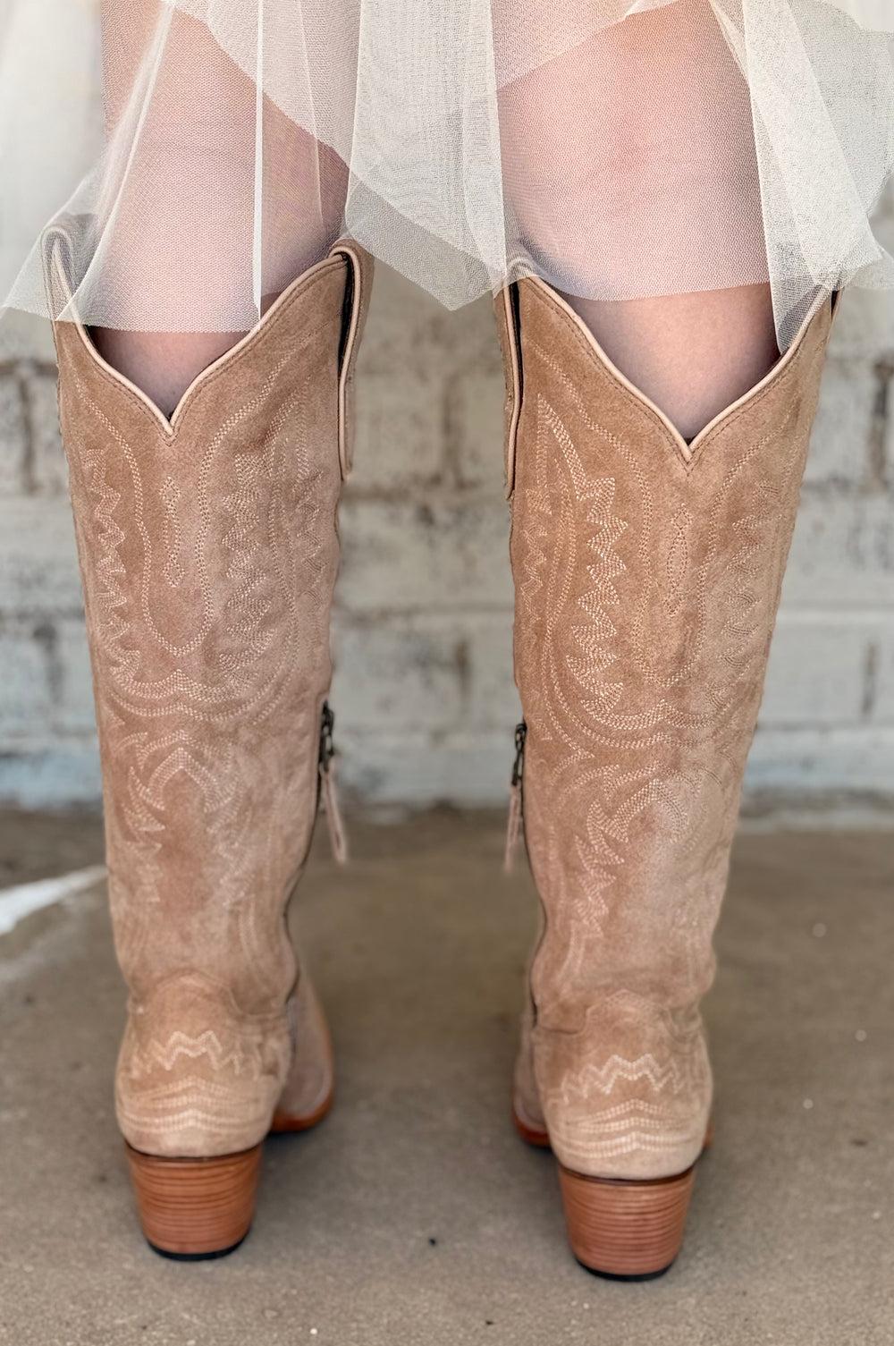 Women's Ariat Taupe Casanova XToe Boots Product Image