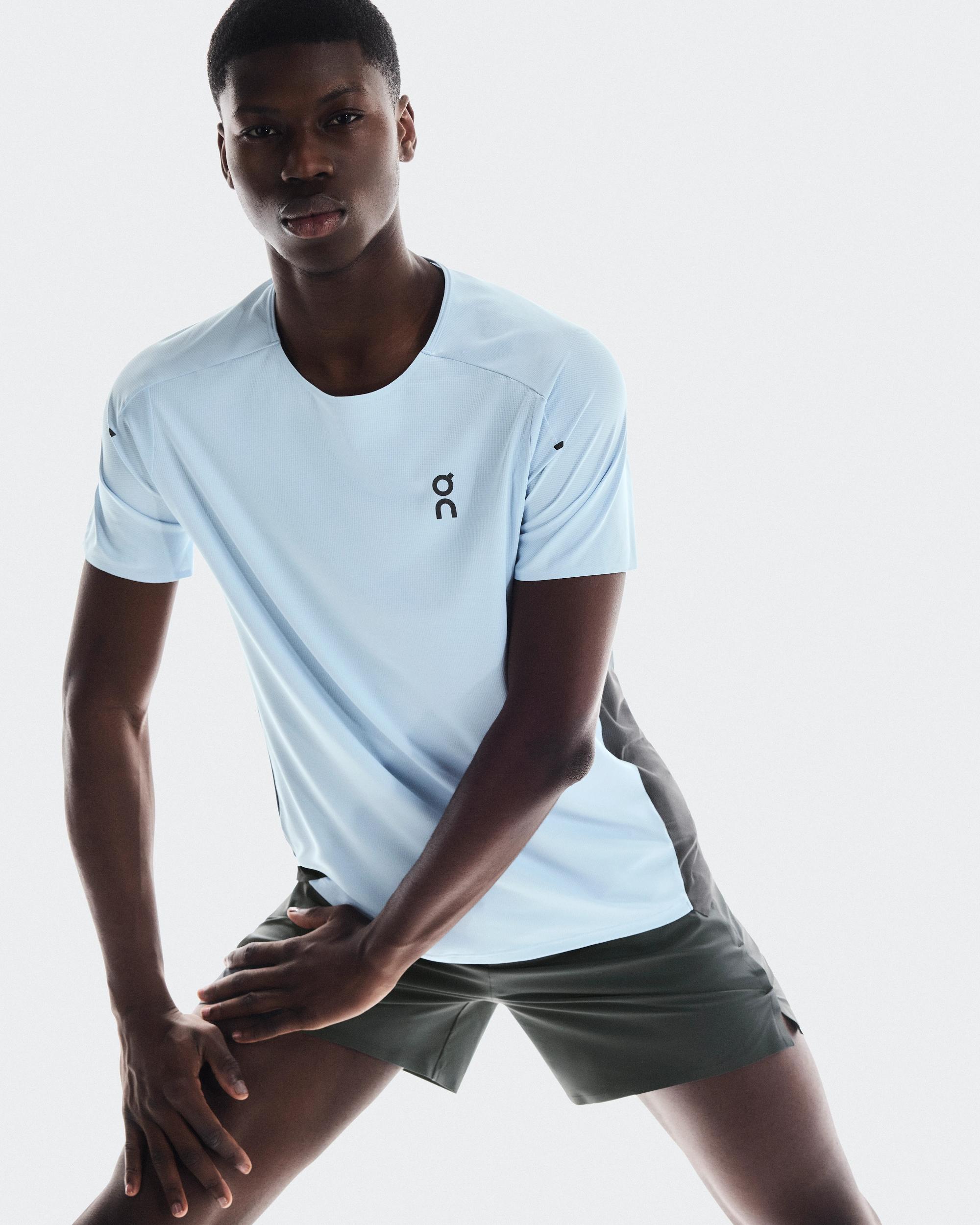 Performance-T: High-tech Fabric, Breathable Men's T-shirt Product Image