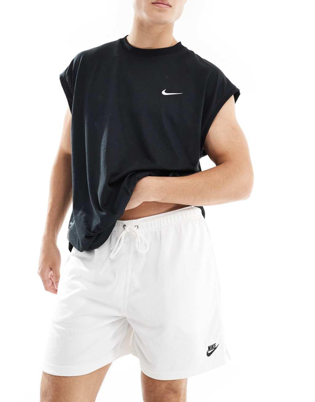 Nike Club mesh shorts in white Product Image