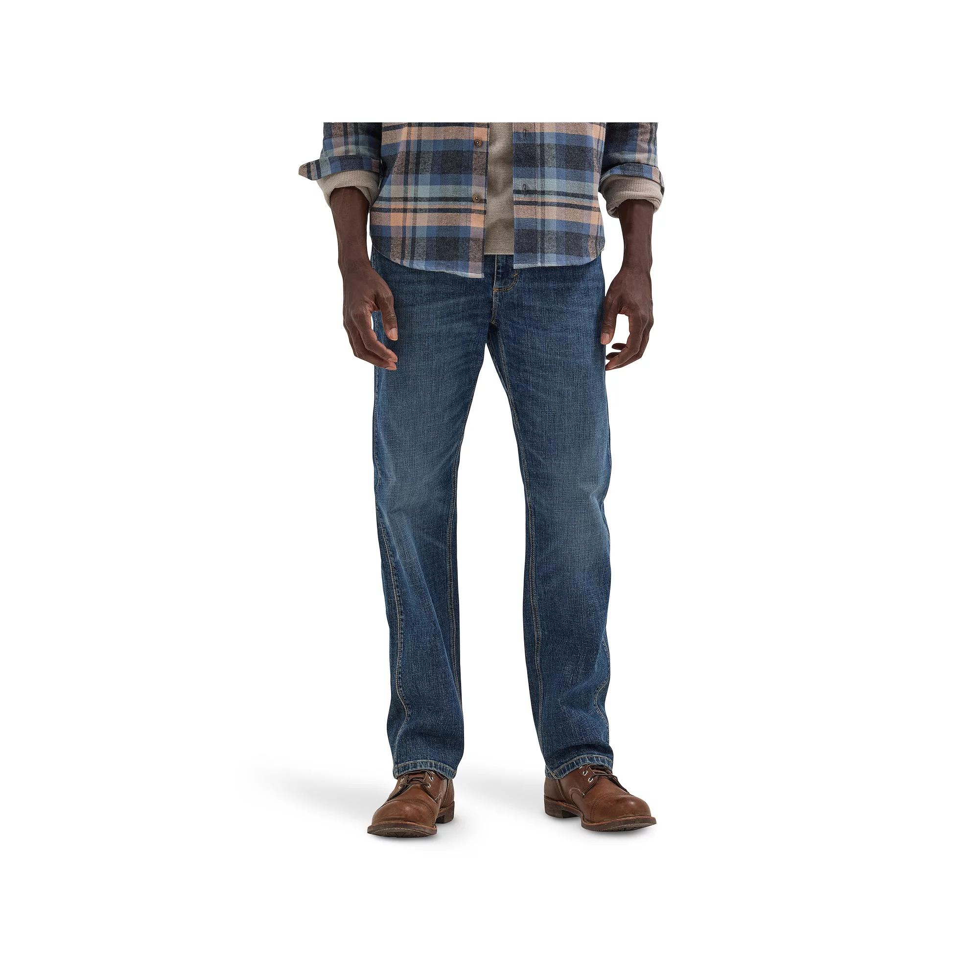 Men's Wrangler Peak Comfort Regular Fit Jeans,  Product Image
