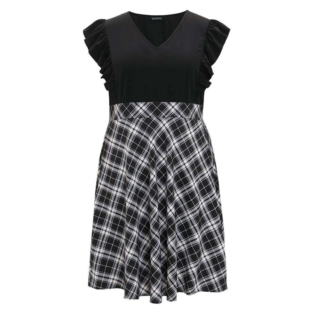 Plus Size Plaid Patchwork Pocket Ruffle Cap Sleeve Dress Black Women Elegant Patchwork V-neck Cap Sleeve Curvy Knee Dress BloomChic 28/5X Product Image