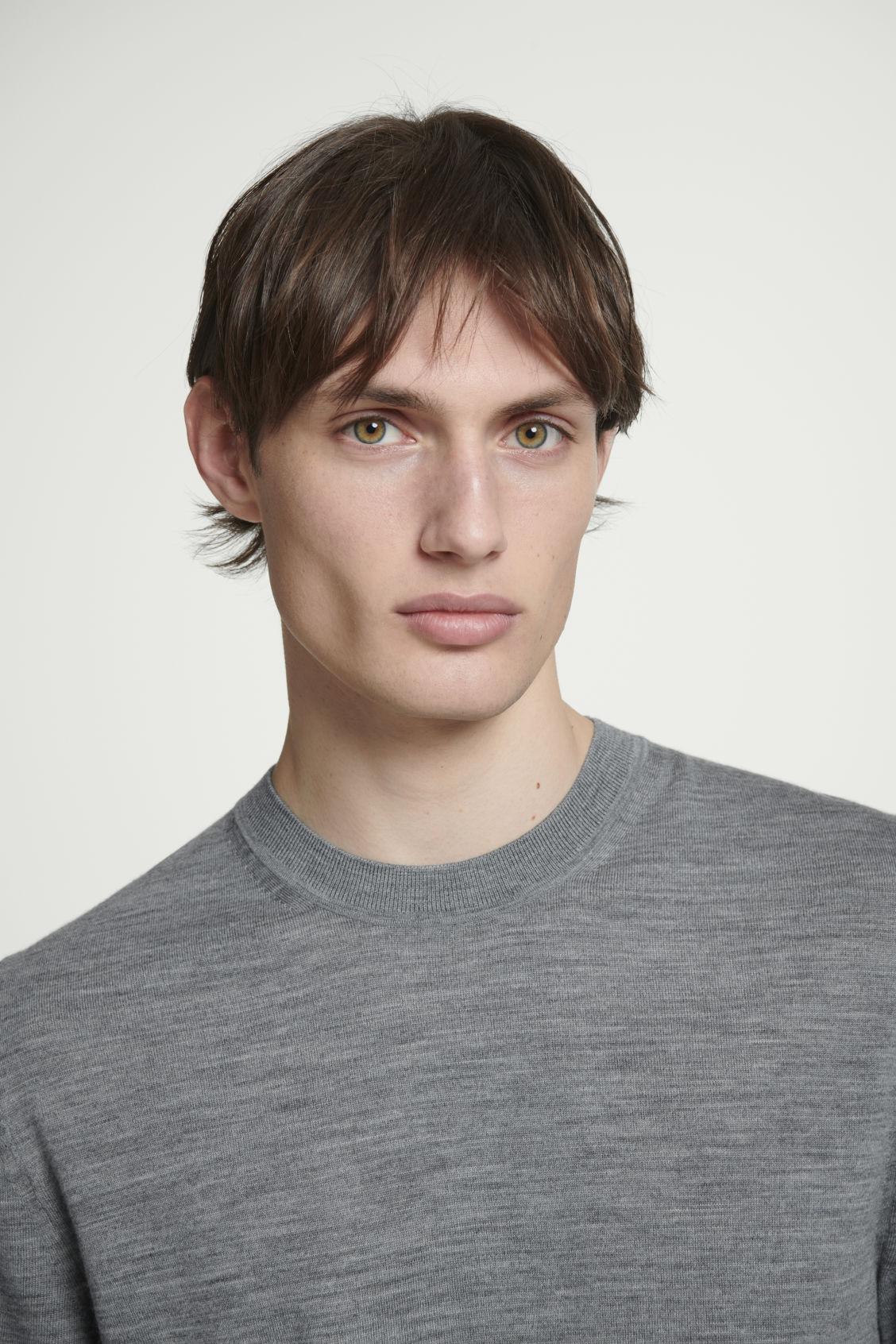SLIM-FIT MERINO WOOL T-SHIRT Product Image