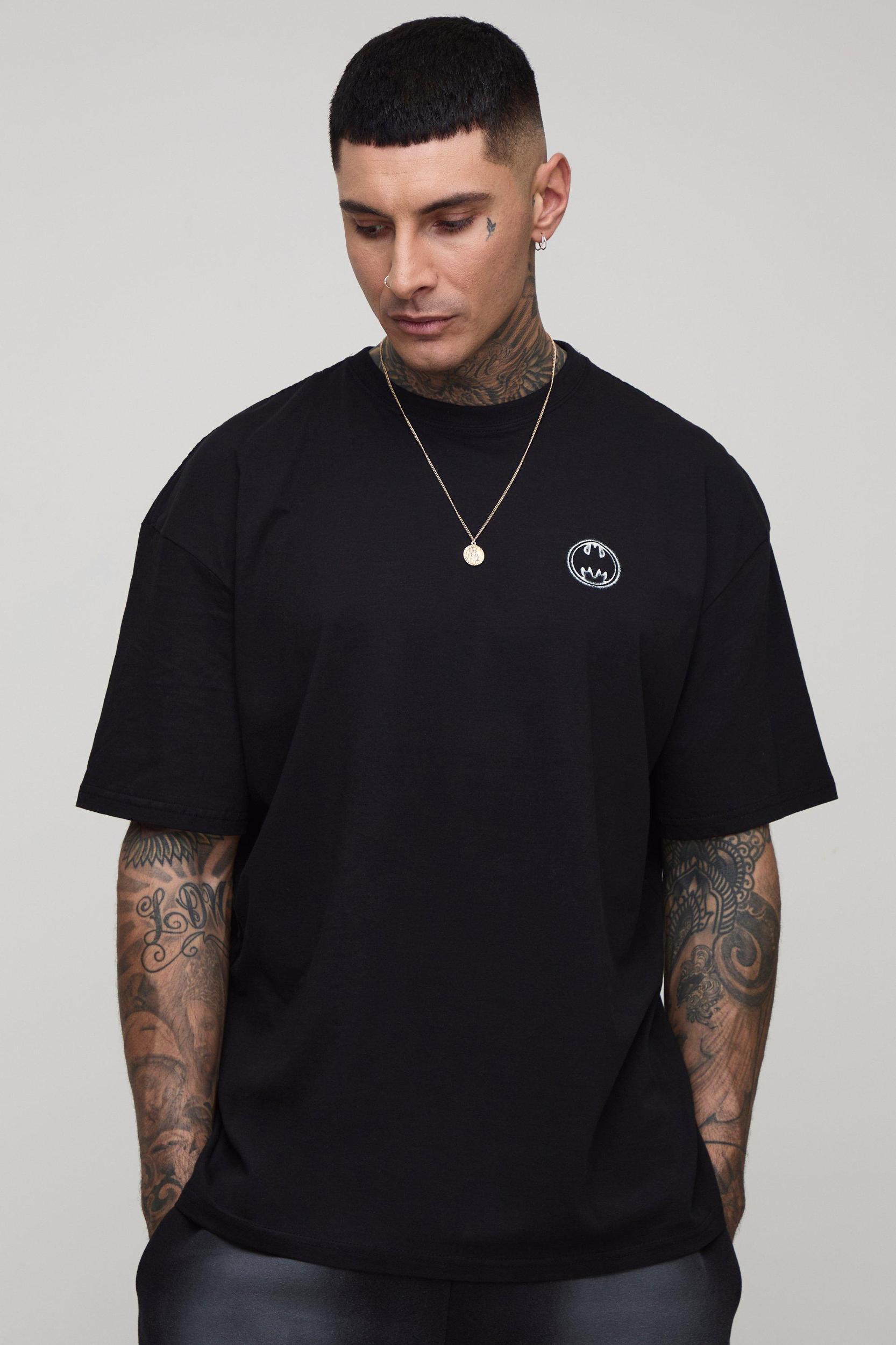 Tall Oversized Batman License Print T-Shirt | boohooMAN USA Product Image