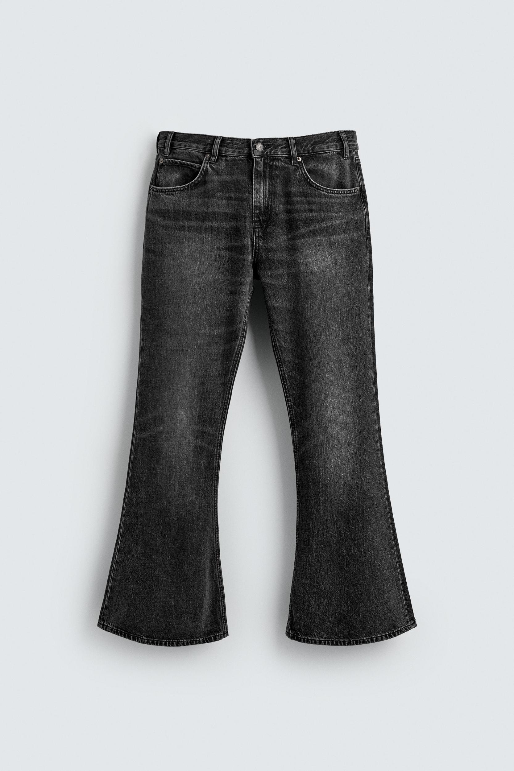 FLARE FIT JEANS Product Image