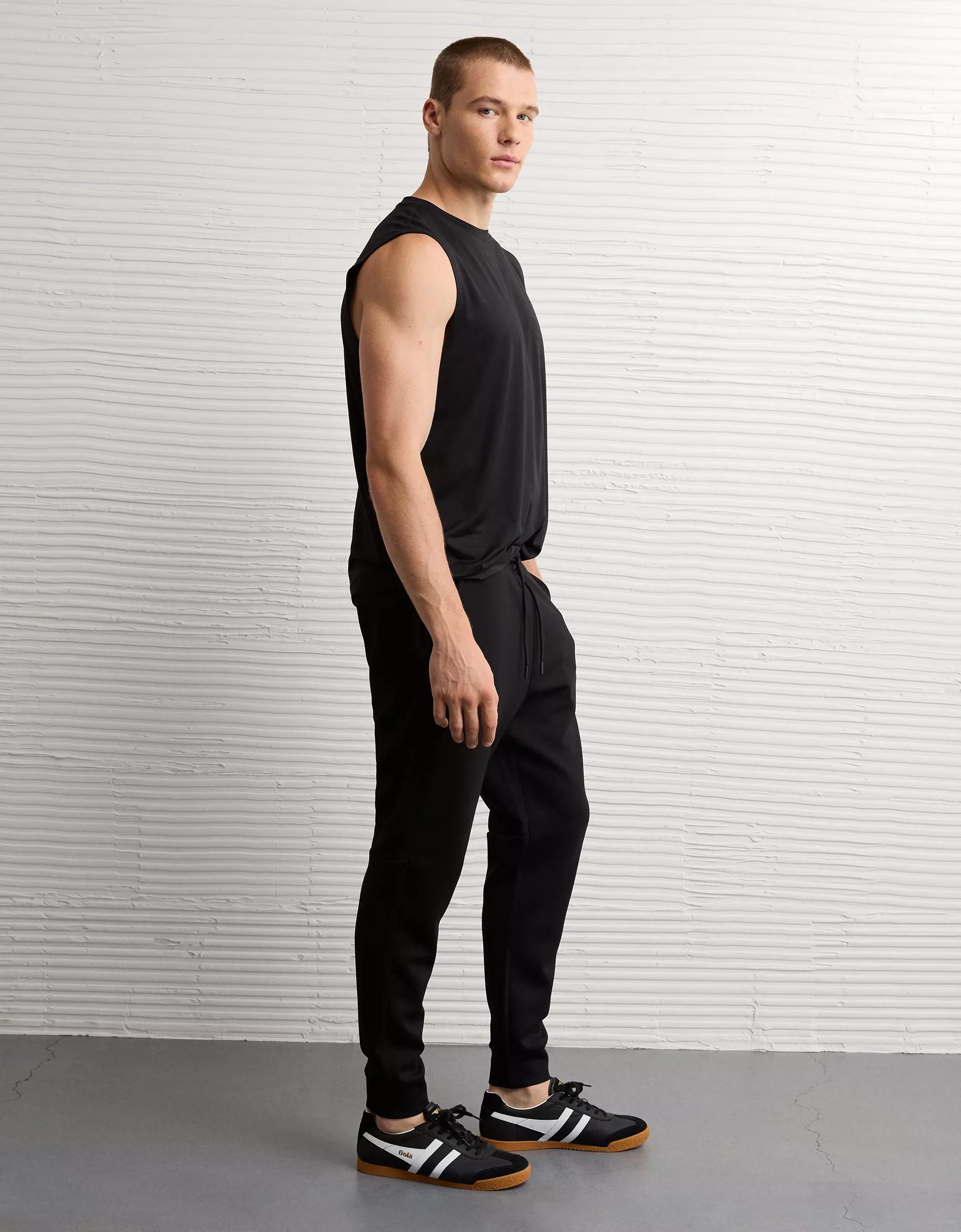 AE 24/7 Jogger Product Image