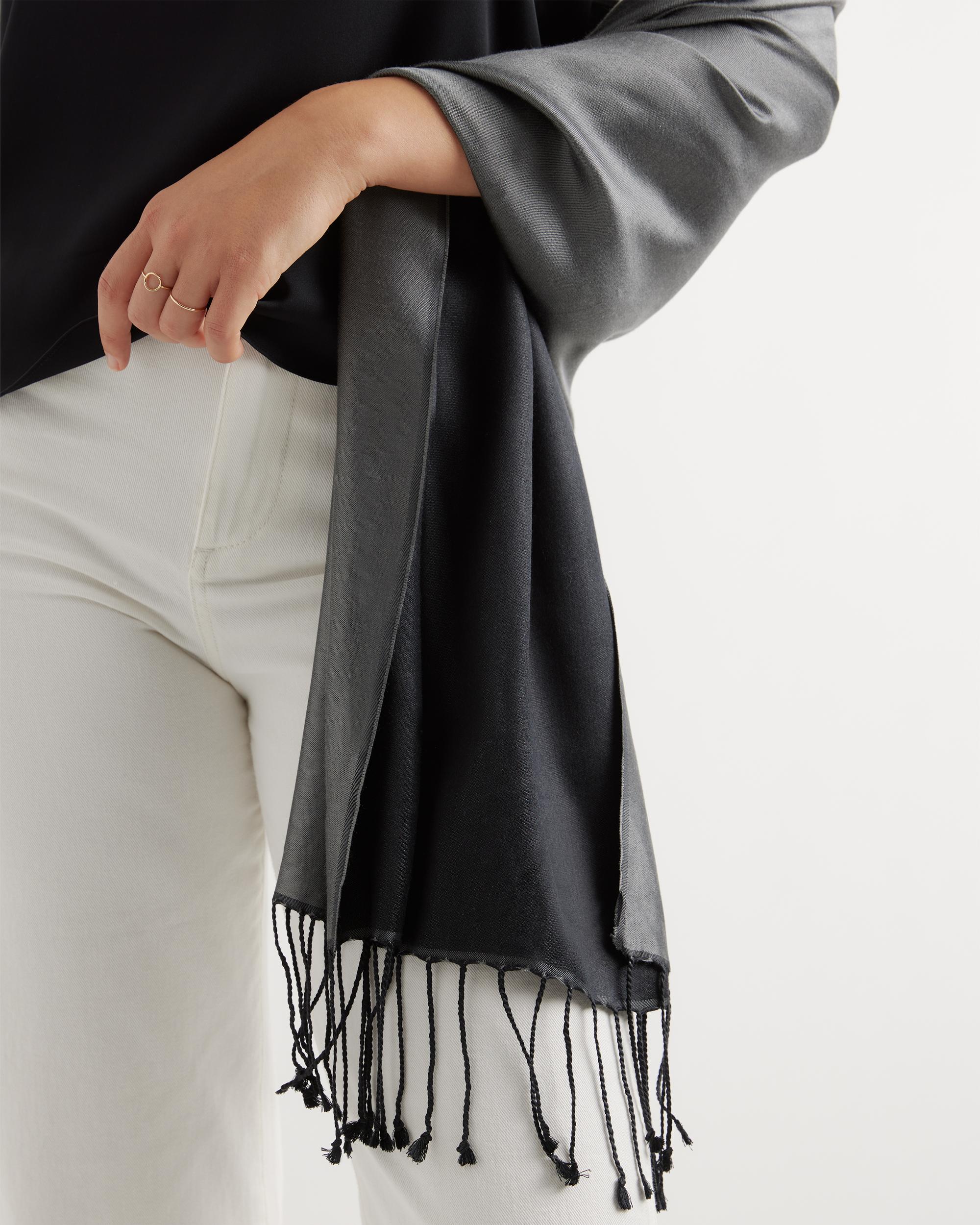 Quince | Women's 100% Silk Reversible Scarf Product Image