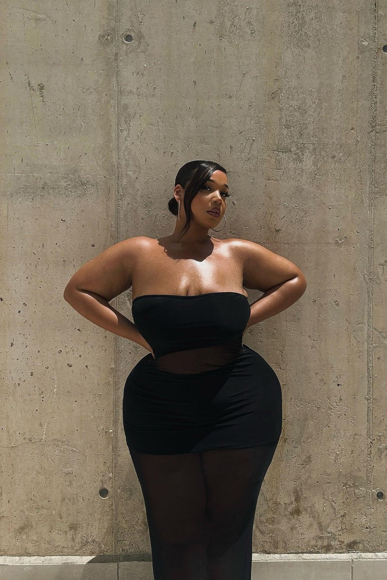 Piper Sheer Maxi Dress - Black Product Image