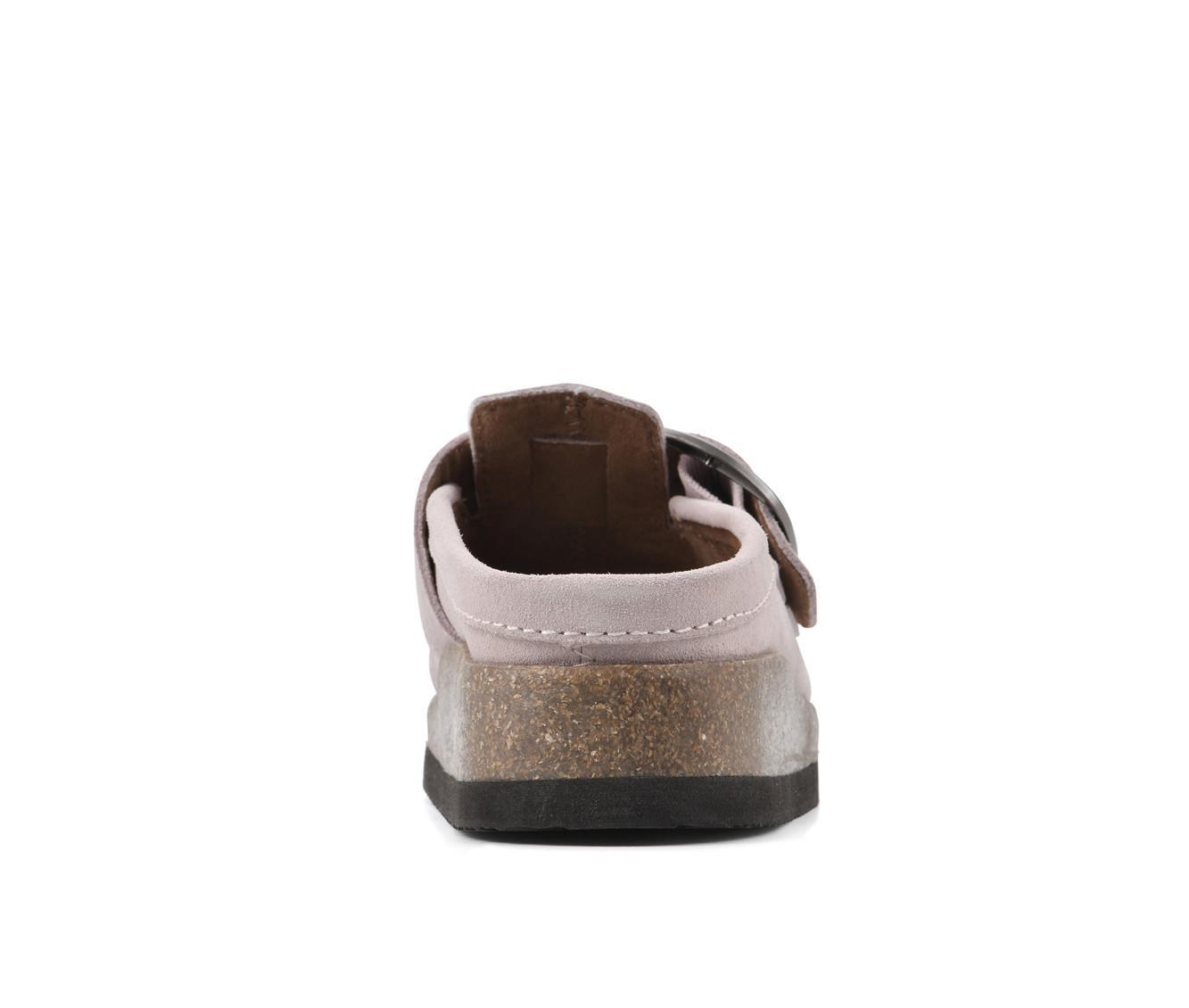 Women's White Mountain Bueno Clogs Product Image