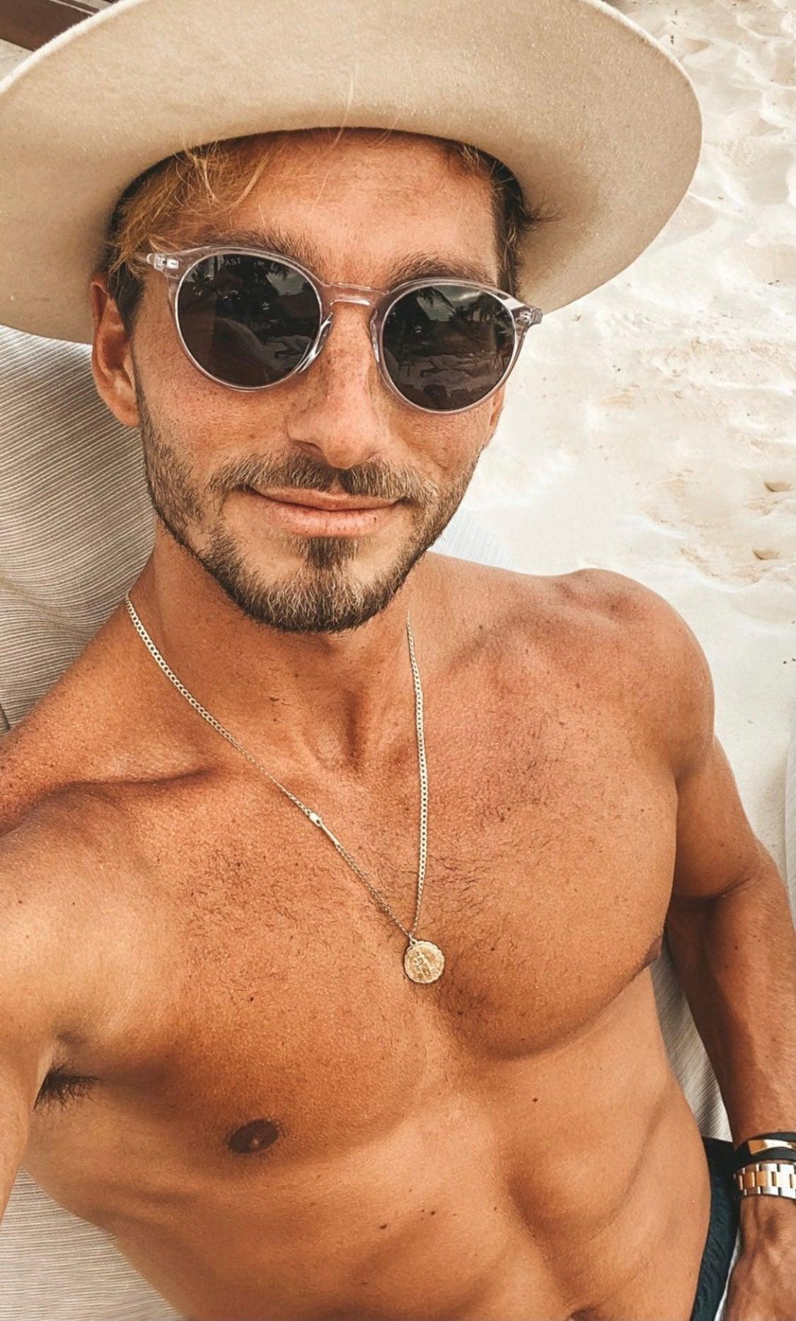 LEETON SUNGLASSES Product Image