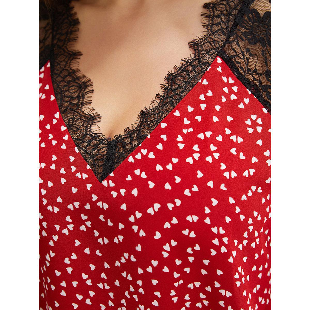 Plus Size Scarlet Heart Print Contrast Lace Ruffle Sleeve Blouse Women Elegant Half Sleeve V-neck Dailywear Blouses BloomChic 10/M Product Image