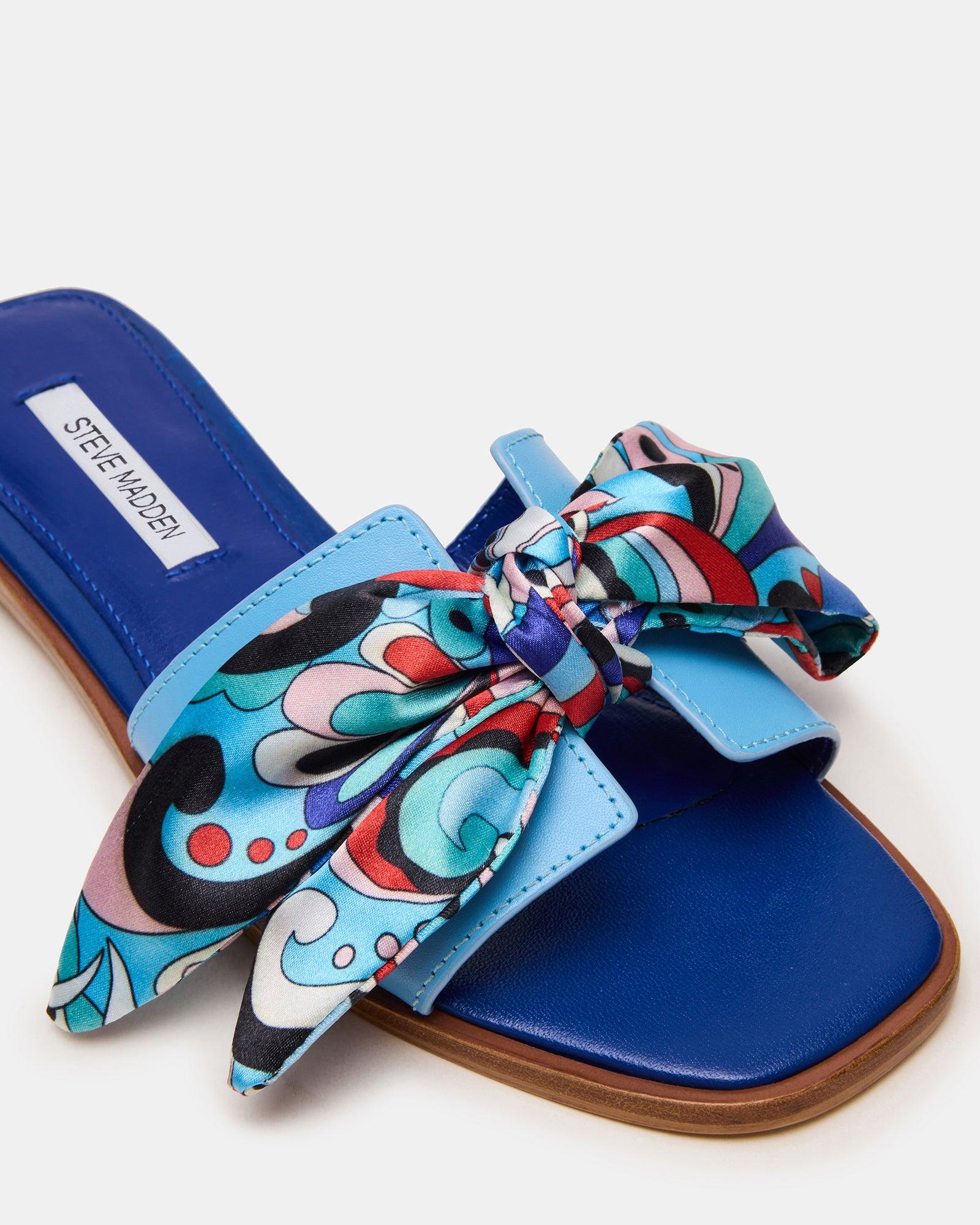 HADYN BLUE SCARF Female Product Image