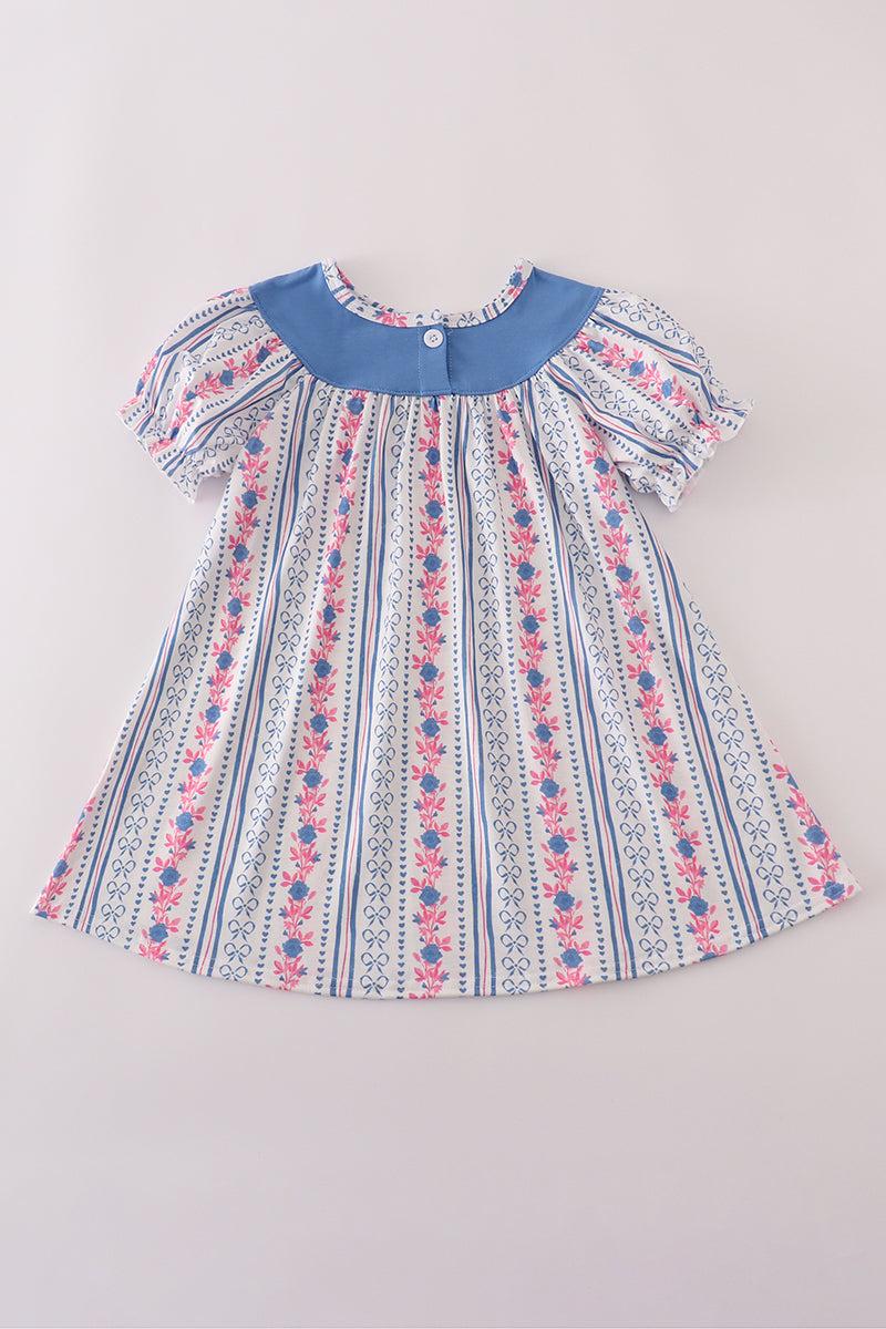 Blue bow embroidery dress Product Image