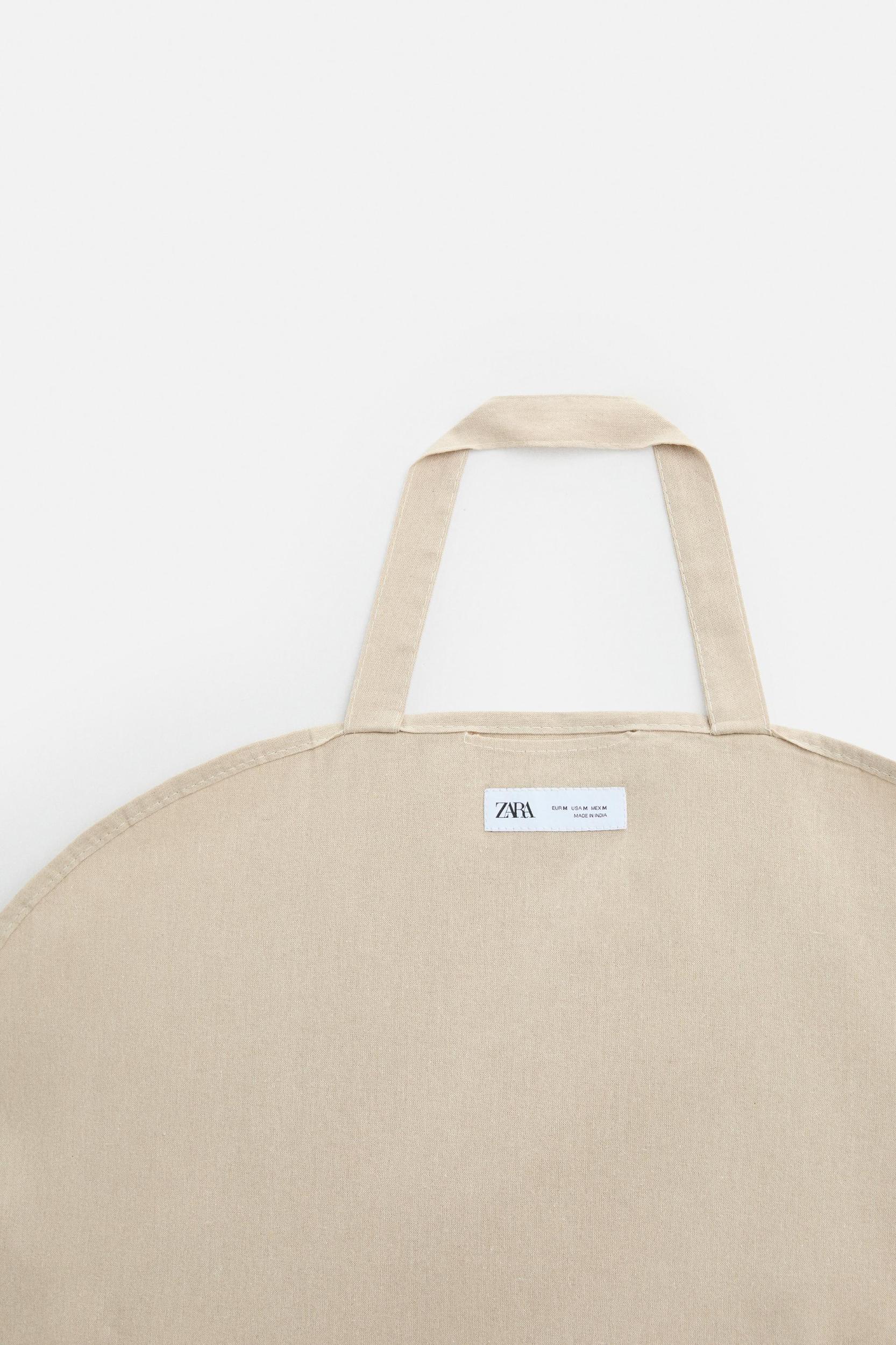 GARMENT BAG Product Image