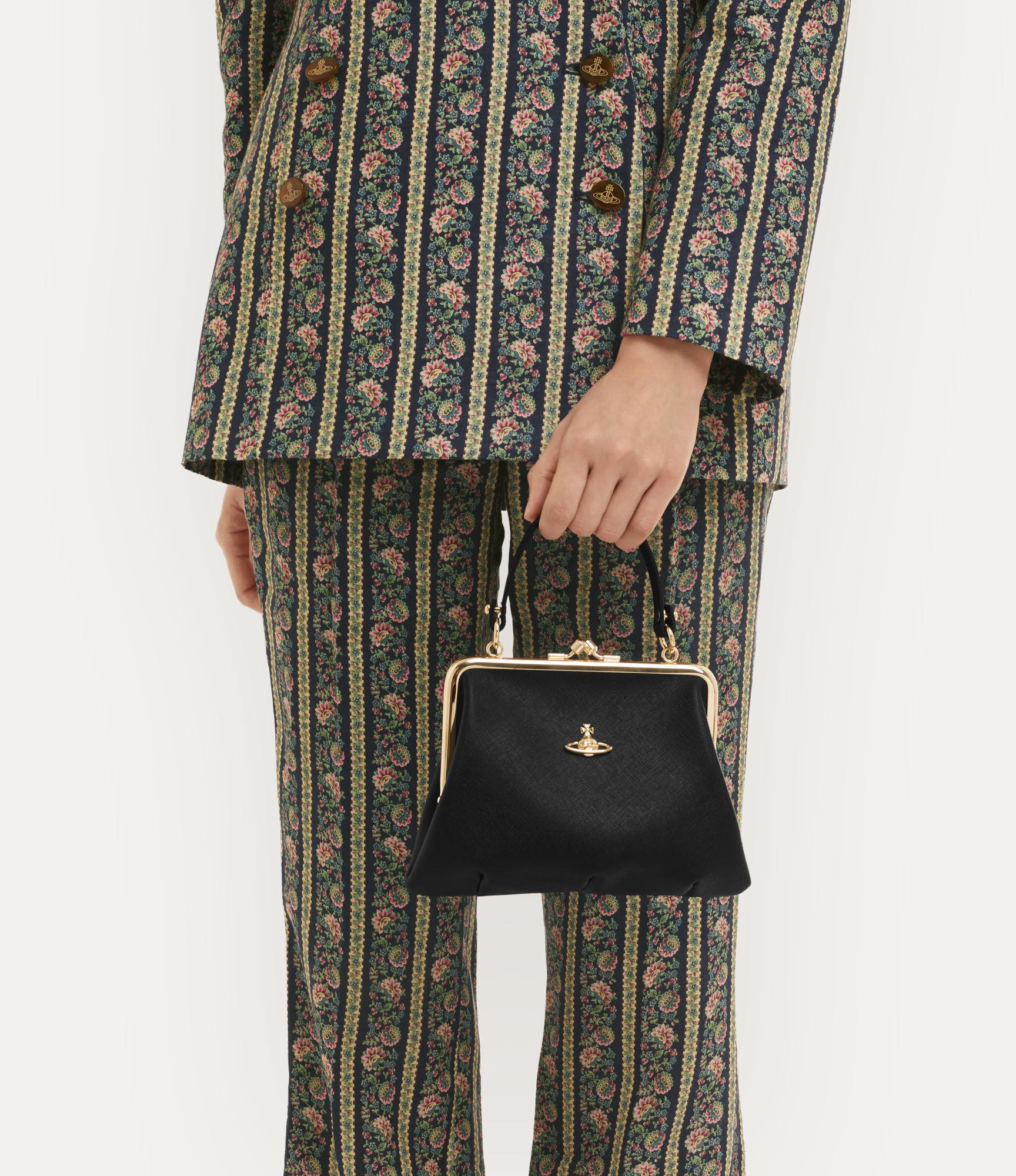 Granny Frame Purse Product Image