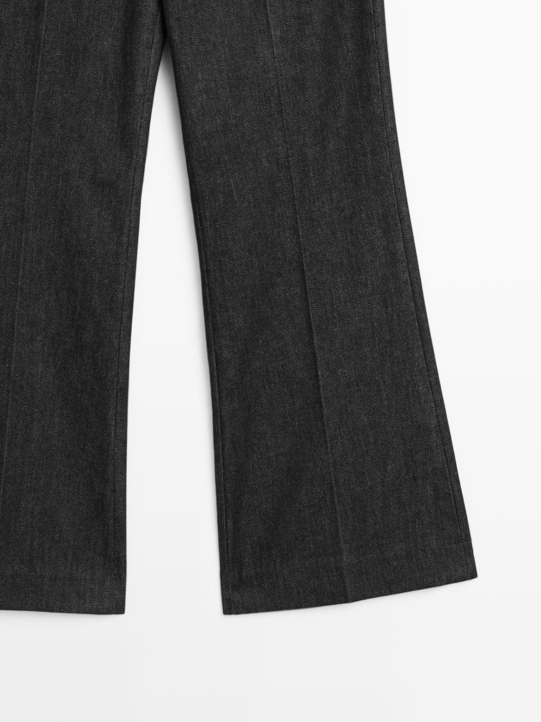 Mid-rise bell bottom jeans Product Image