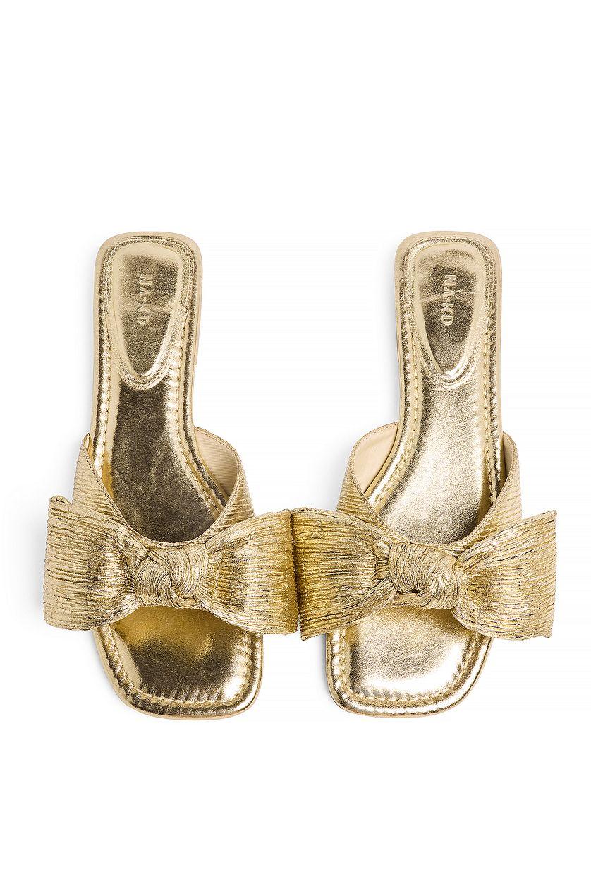 Bow Slippers Product Image