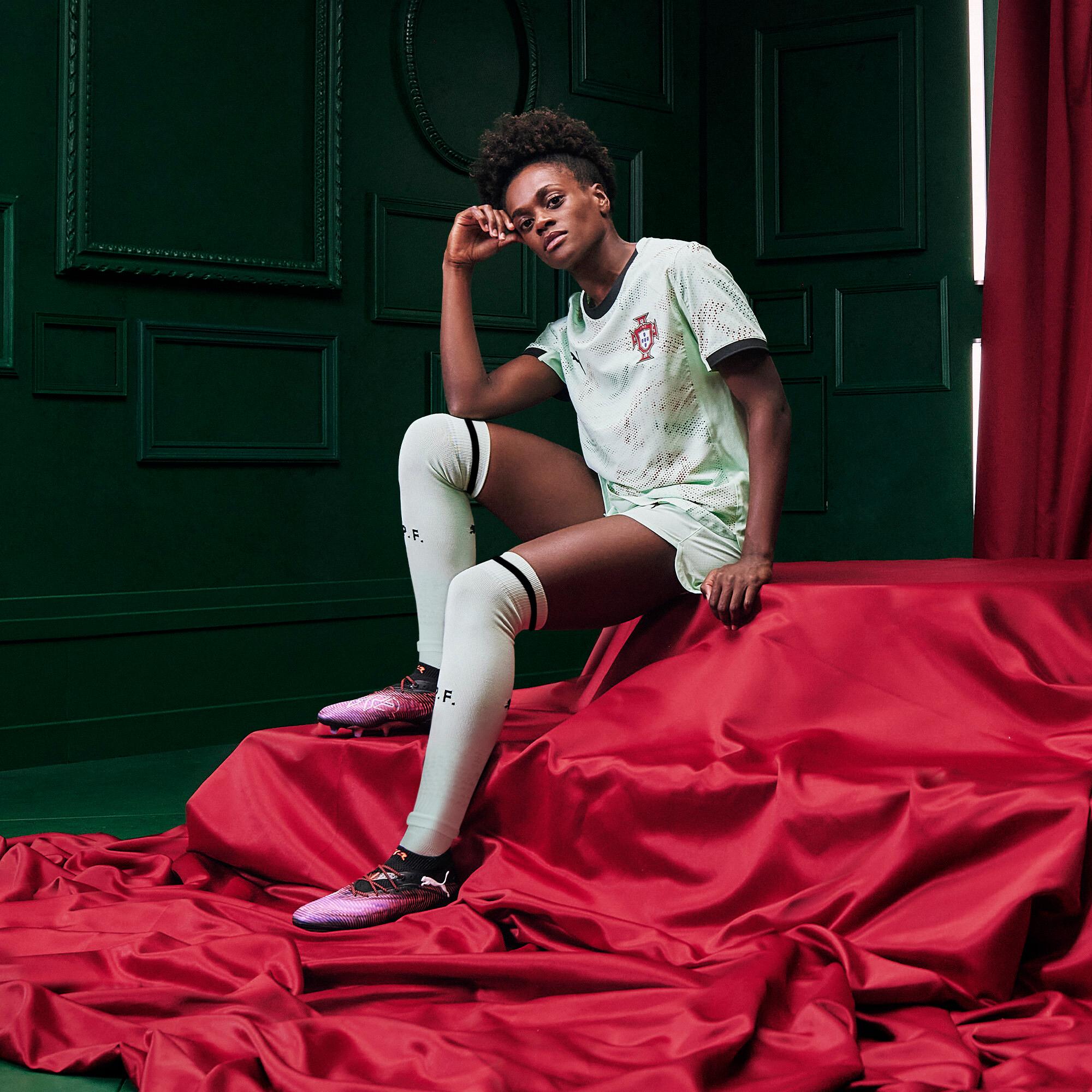 PUMA Portugal '25 Away Replica Women's Soccer Jersey Product Image