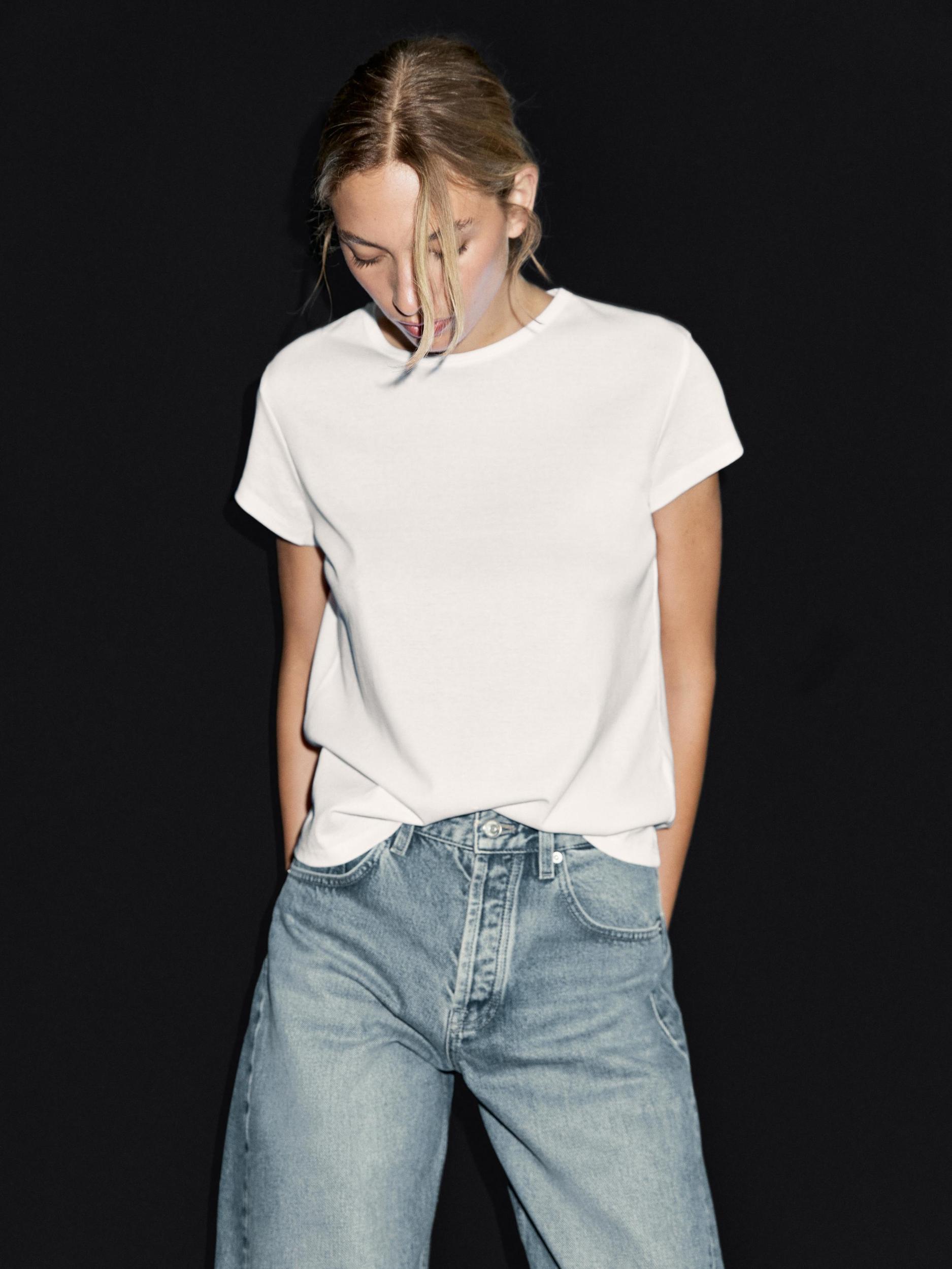 Low-rise straight-leg jeans Product Image