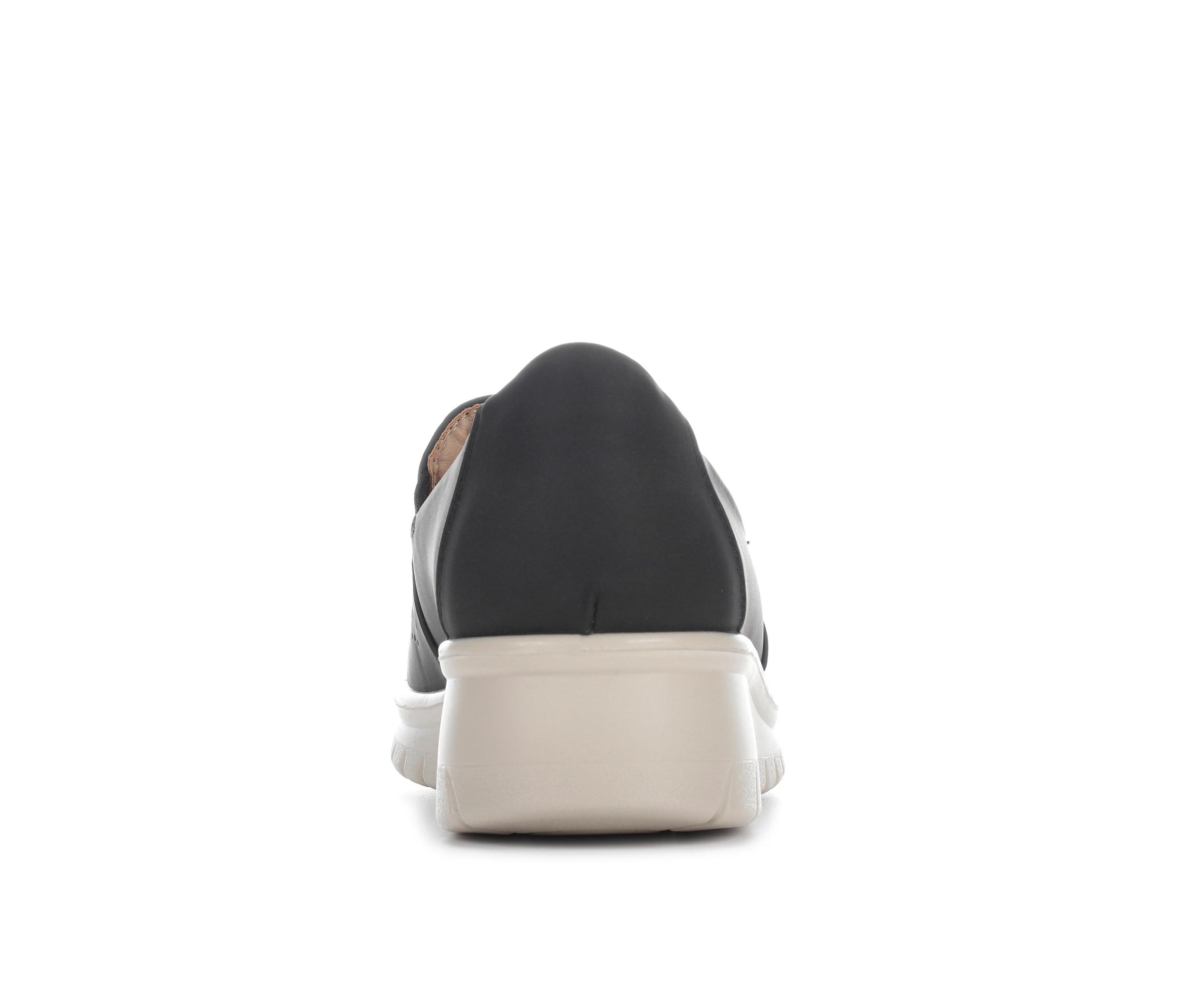 Women's Easy Street Ying Ying Slip-On Wedge Shoes Product Image