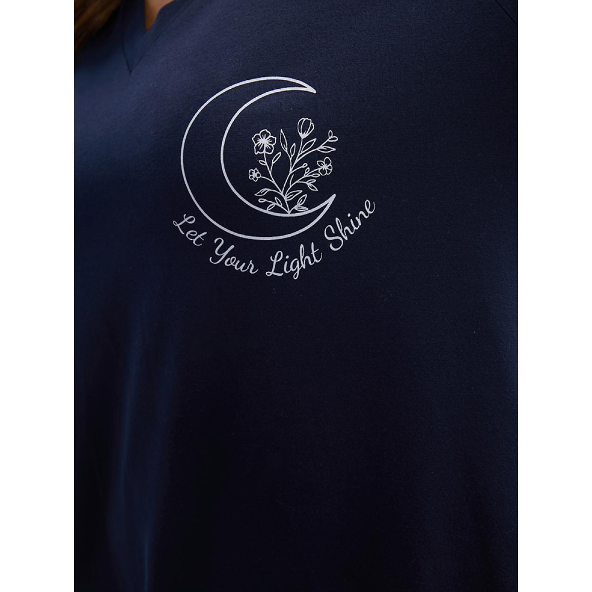 Plus Size Moon Print V Neck Raglan Sleeve Sweatshirt Women Indigo Casual Elastic cuffs Dailywear Sweatshirts BloomChic 12/L Product Image