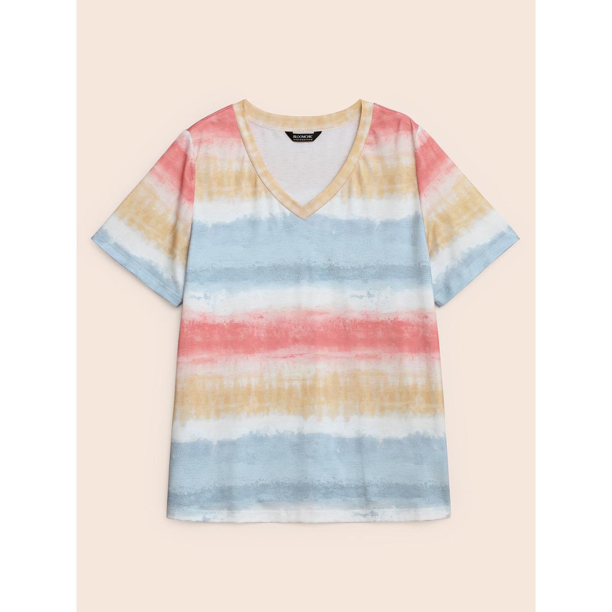 Plus Size Gradient Color Symmetrical Pattern T-shirt Multicolor Women Casual Non Art&design V-neck Everyday T-shirts BloomChic 10/M Product Image